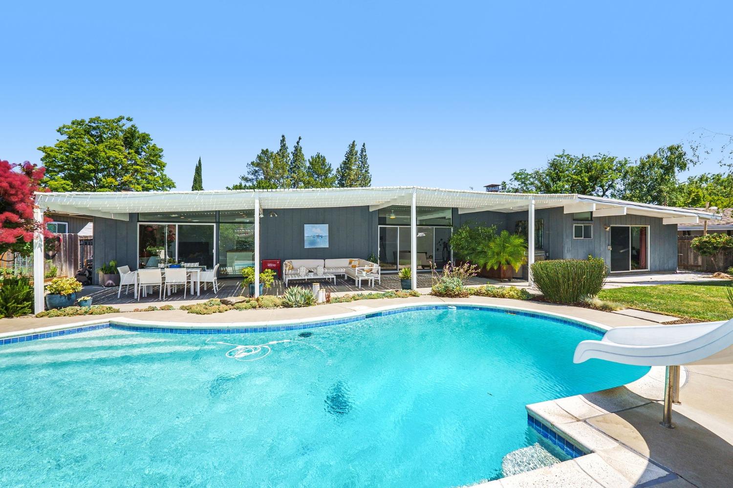 1206 Radcliffe Drive