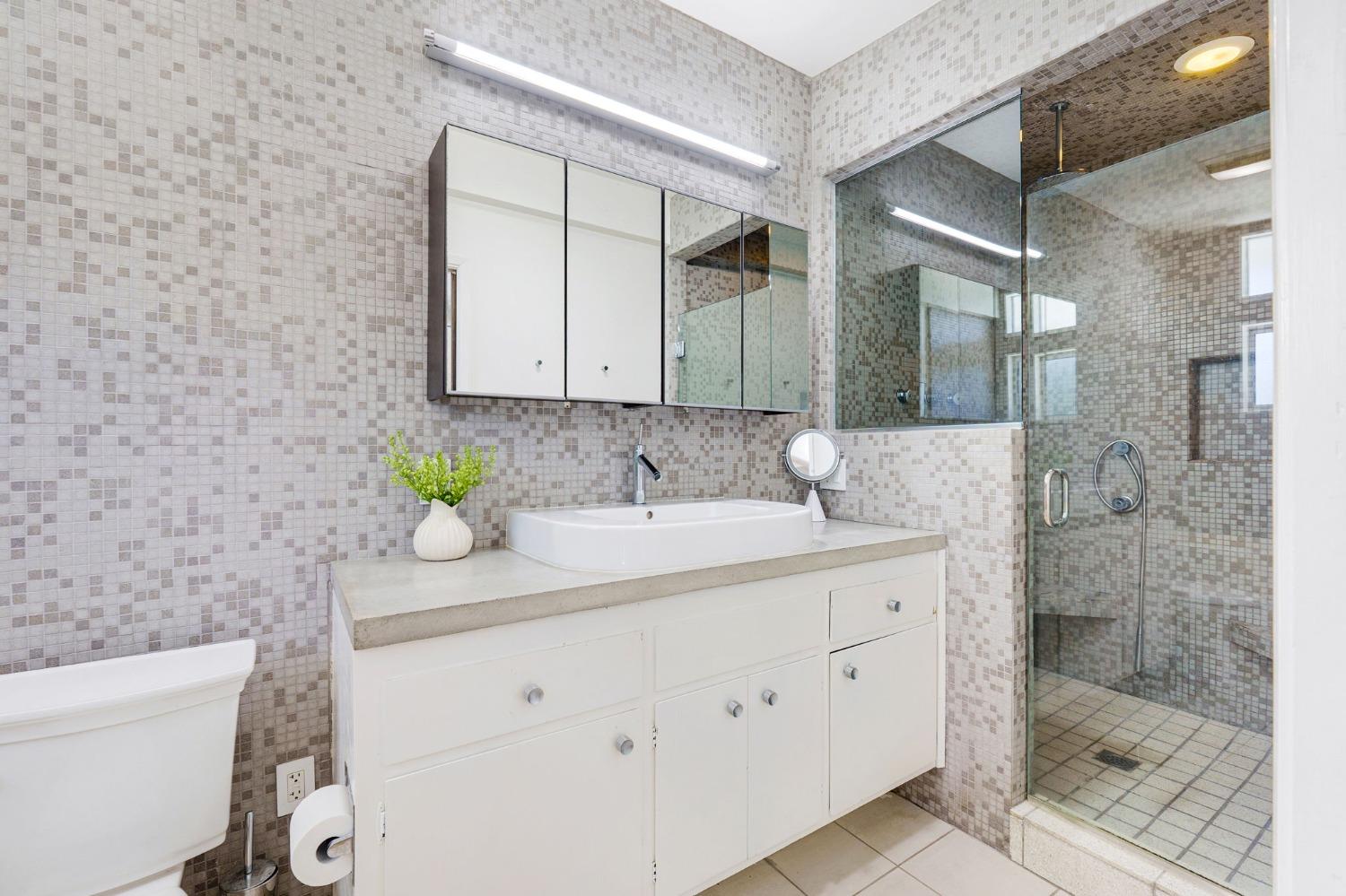 1206 Radcliffe Drive