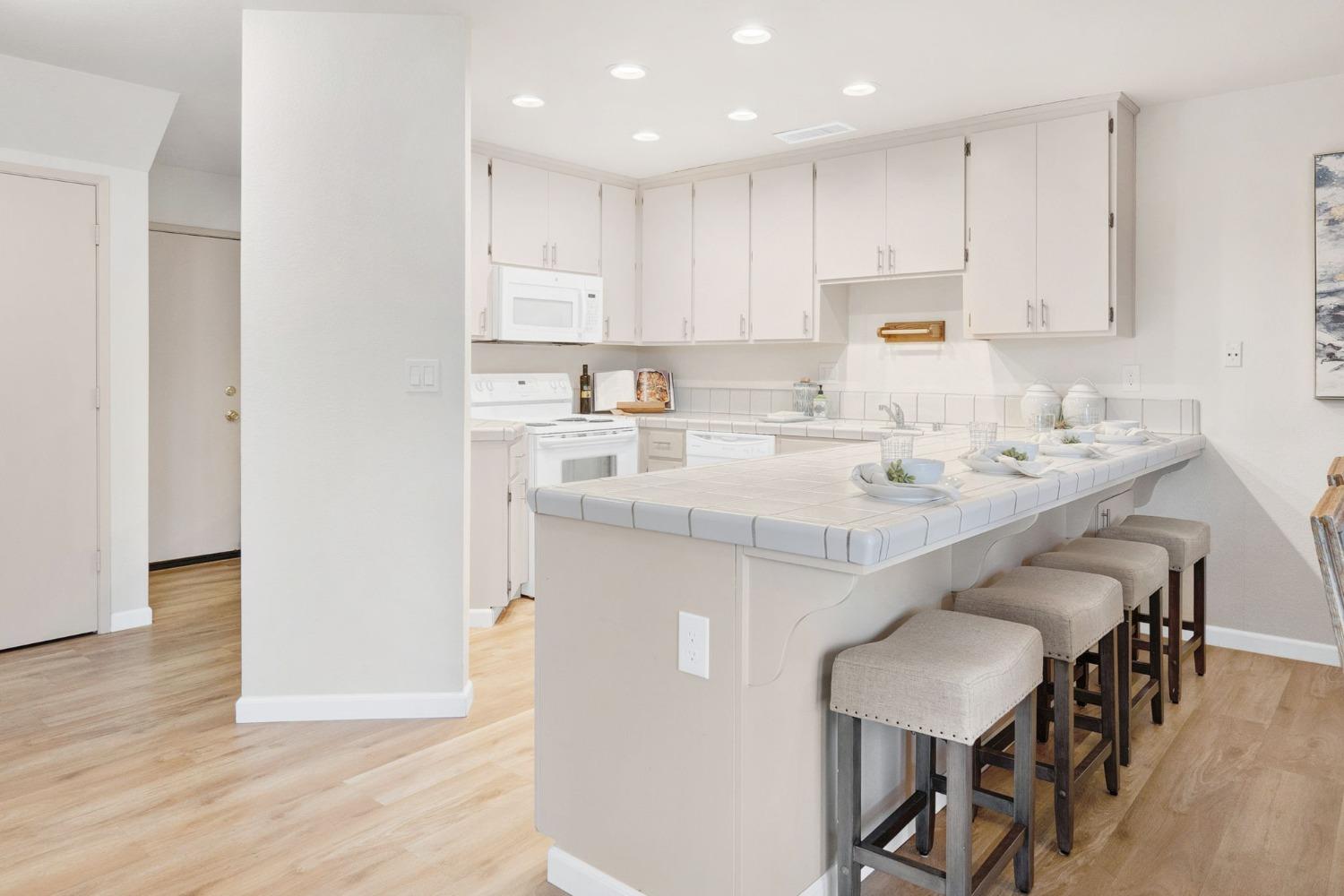 2056 Imperial Avenue