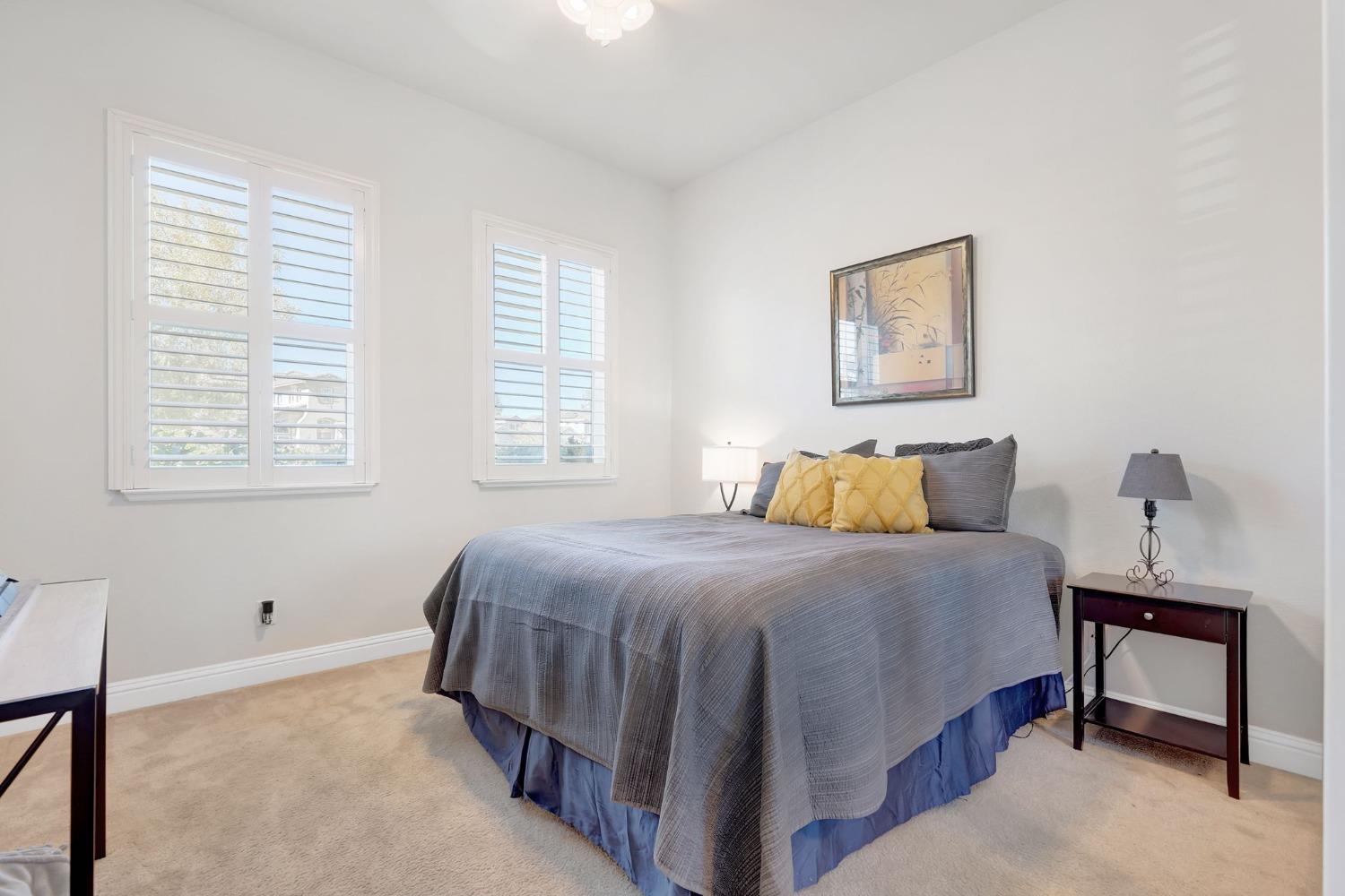 34070 Canvas Back Street