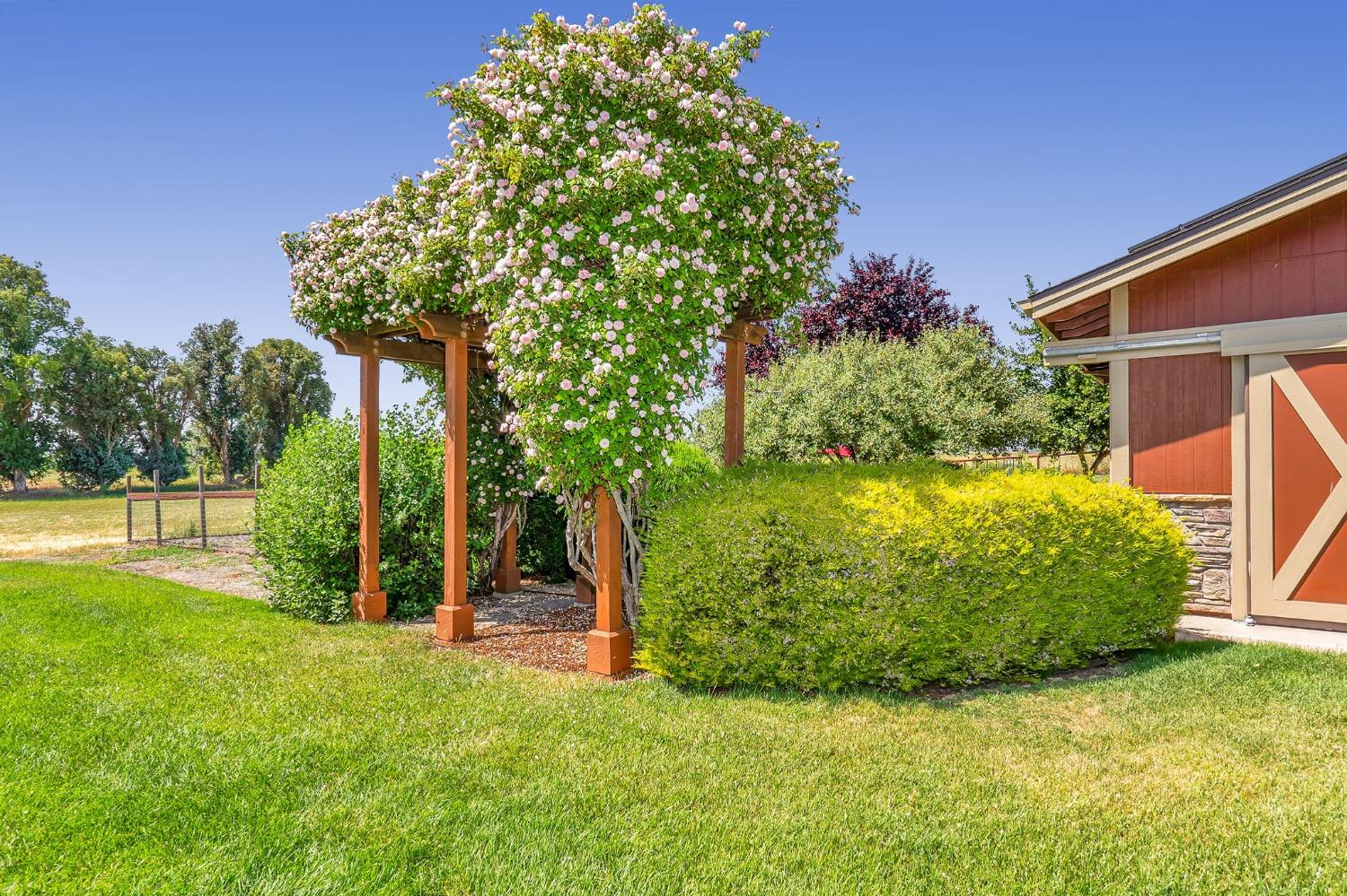 34718 Corcoran Hill Lane