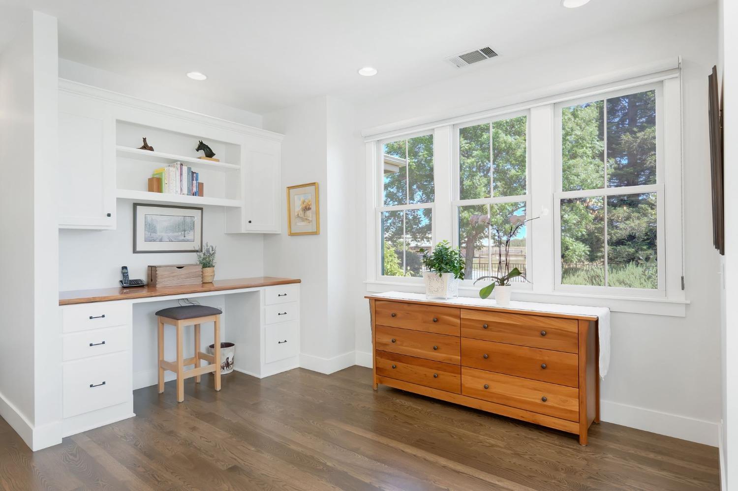 34718 Corcoran Hill Lane