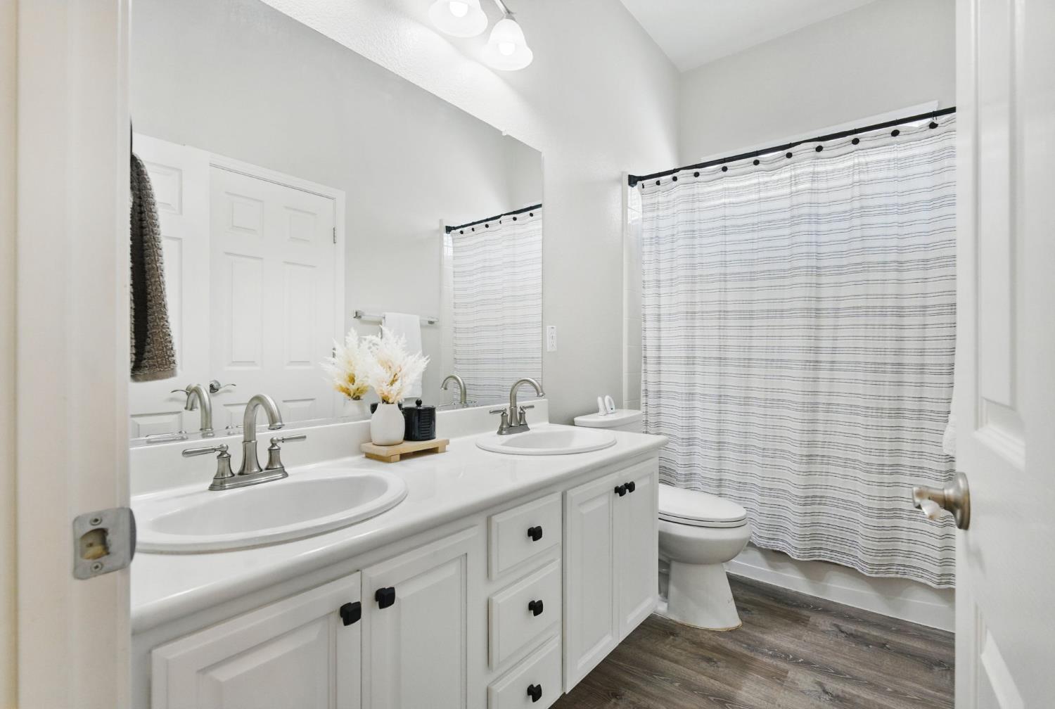 33887 Mallard Street