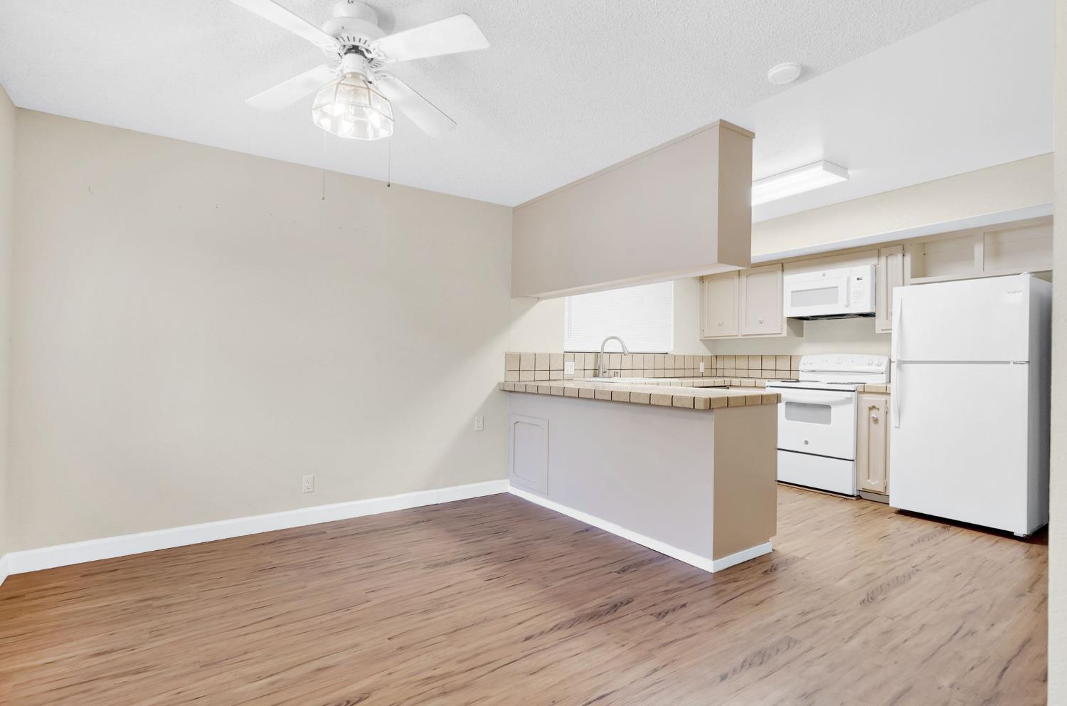 247 El Cajon Avenue