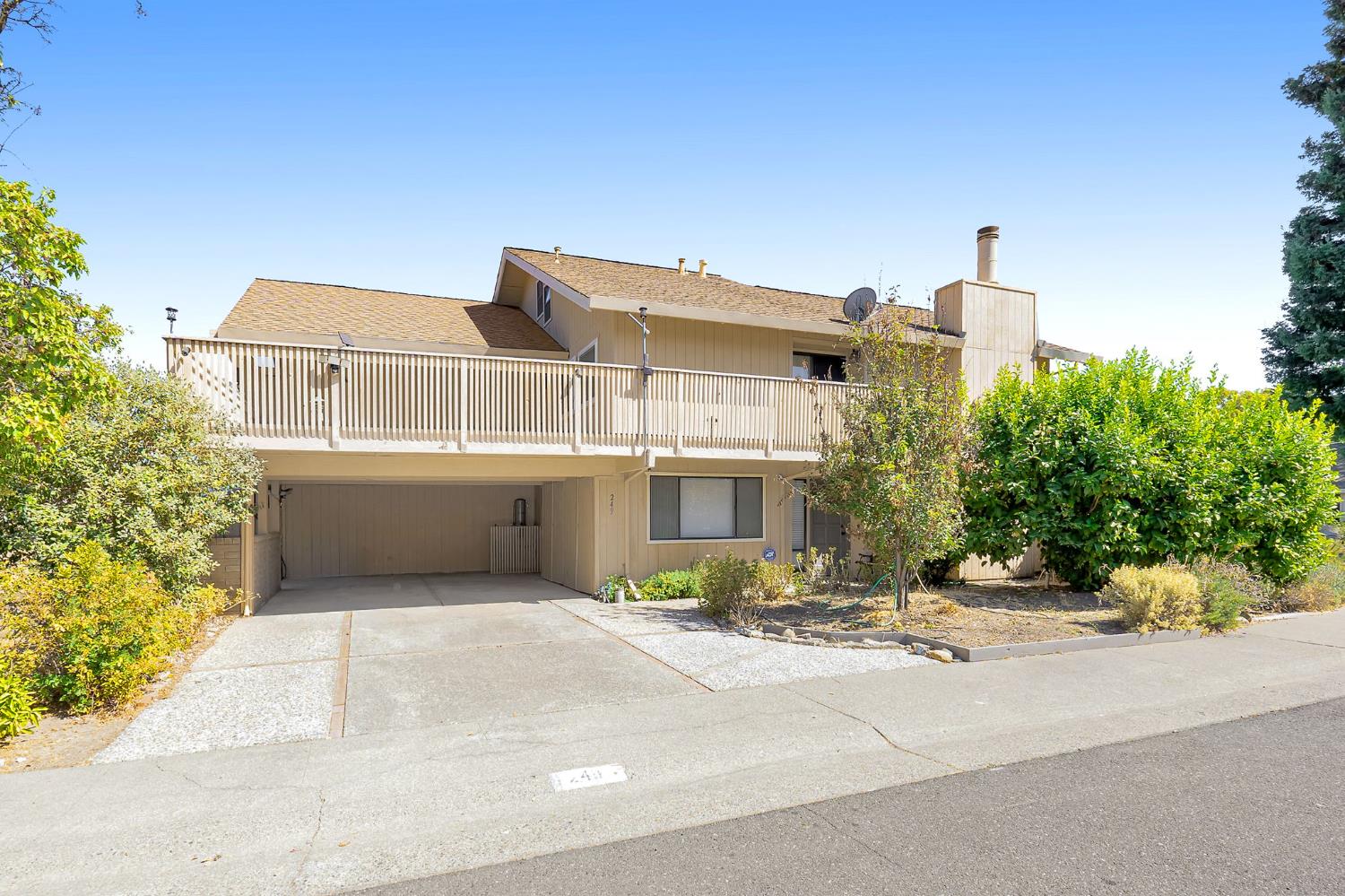 247 El Cajon Avenue