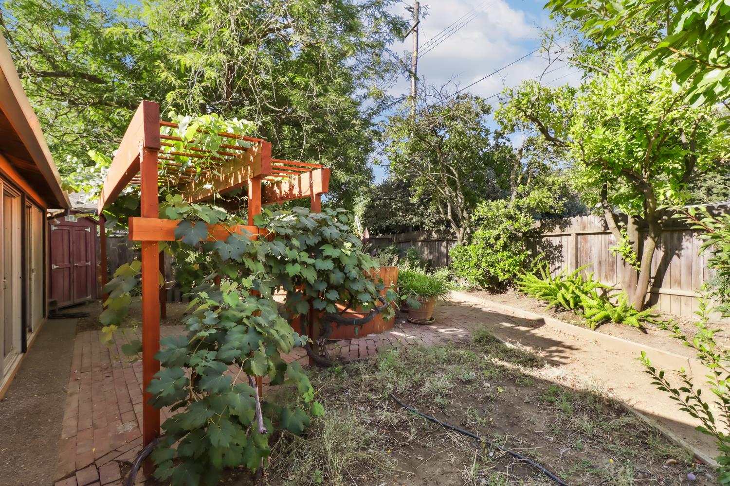 755 Elmwood Drive