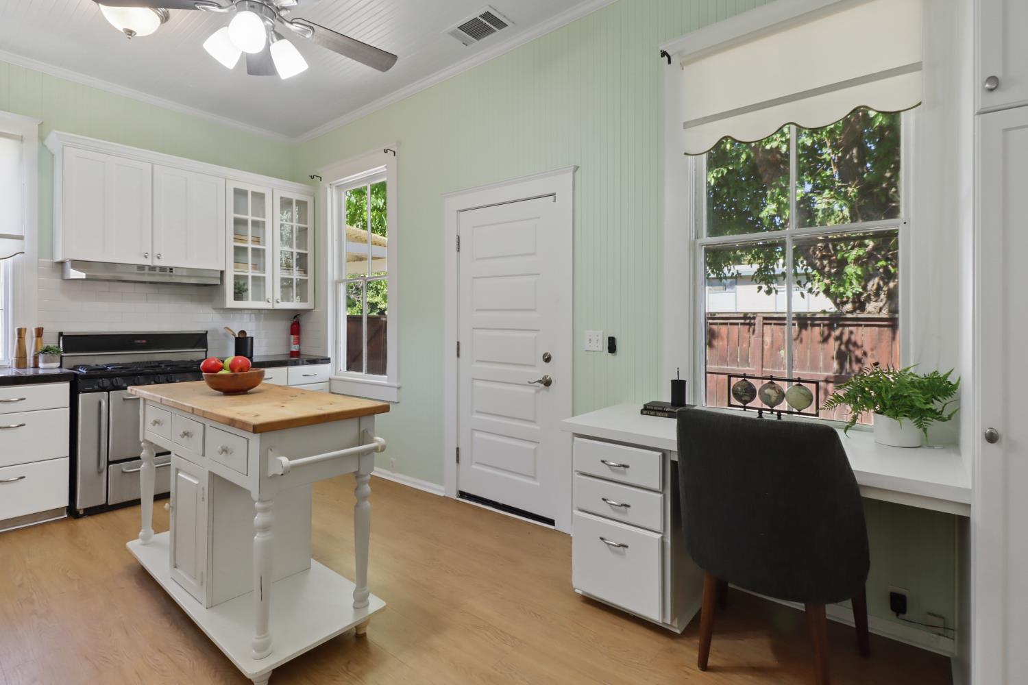 923 3rd Street