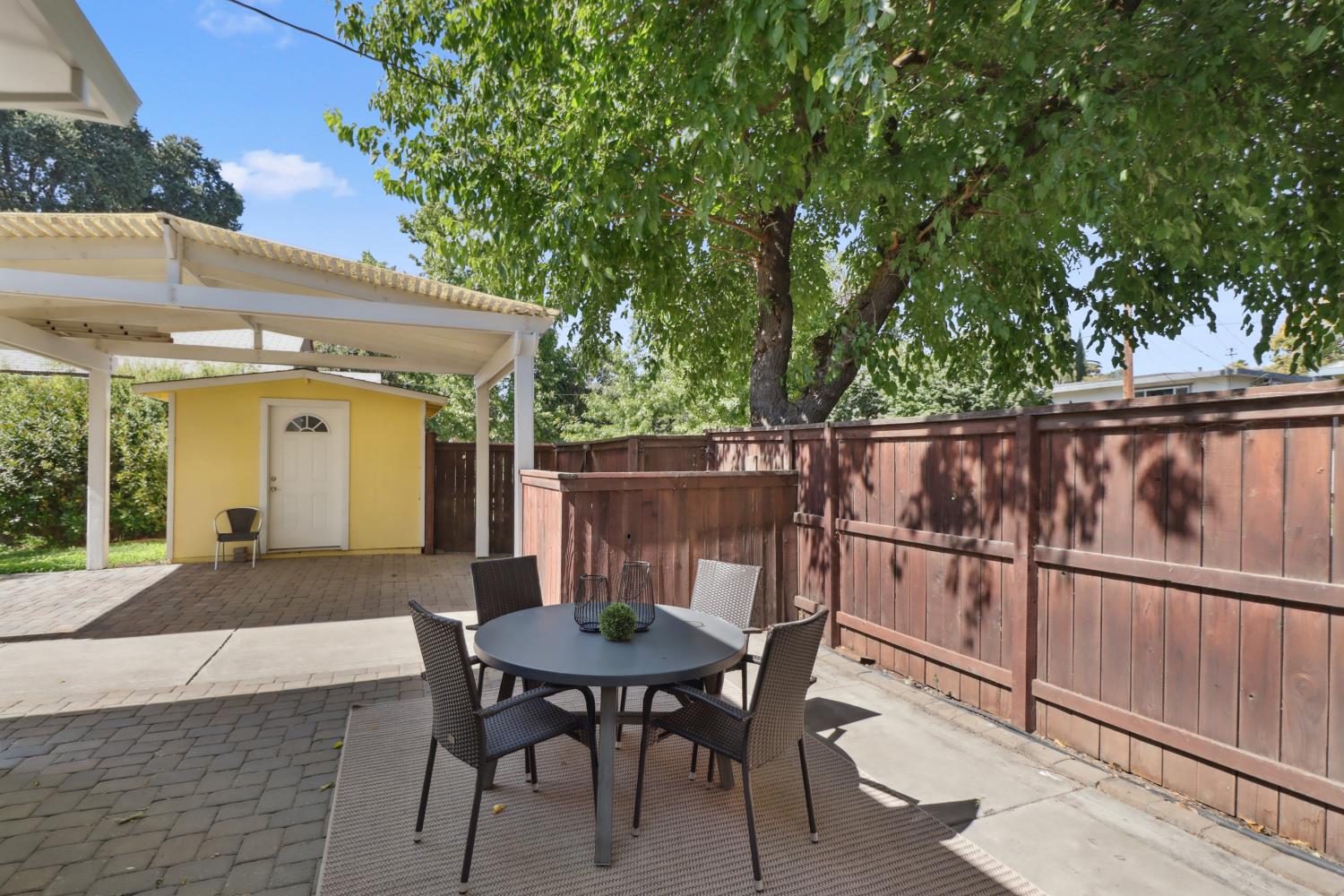 923 3rd Street