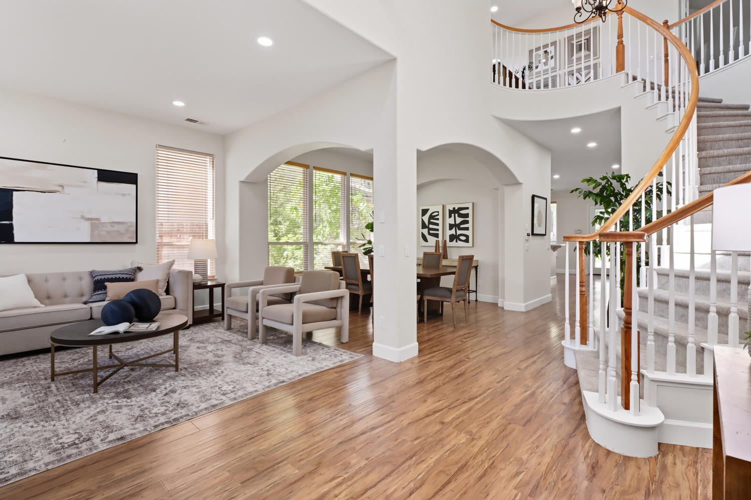 1527 Rio Grande Street