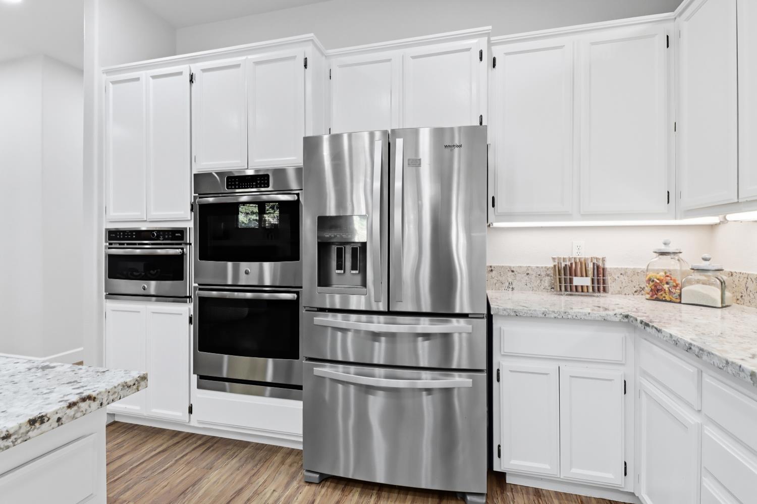 1527 Rio Grande Street