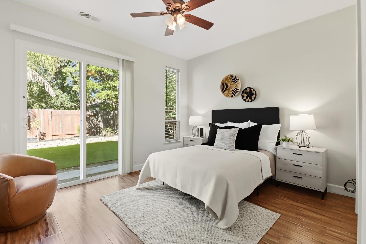 1527 Rio Grande Street