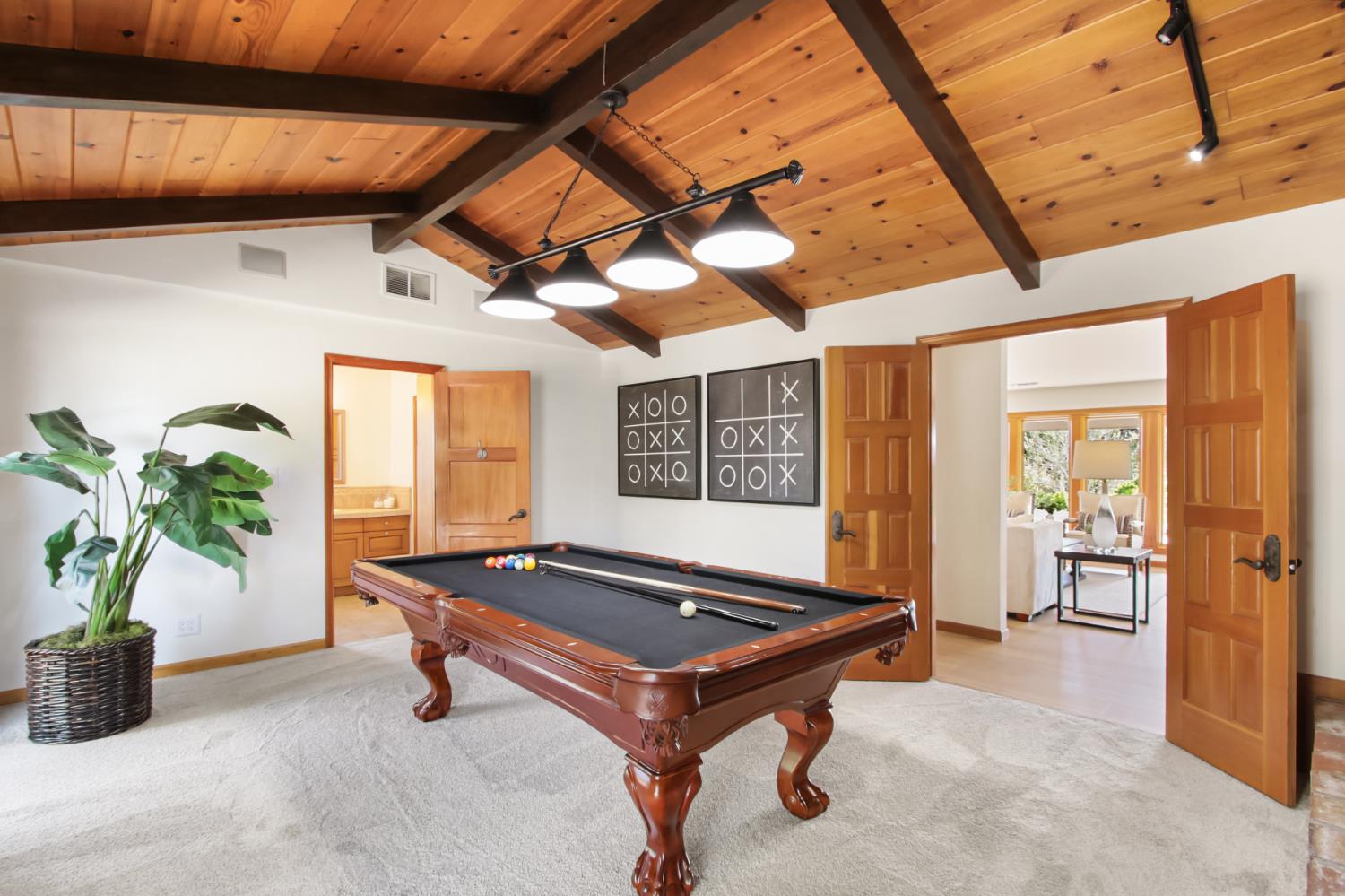 38385 Larue Way