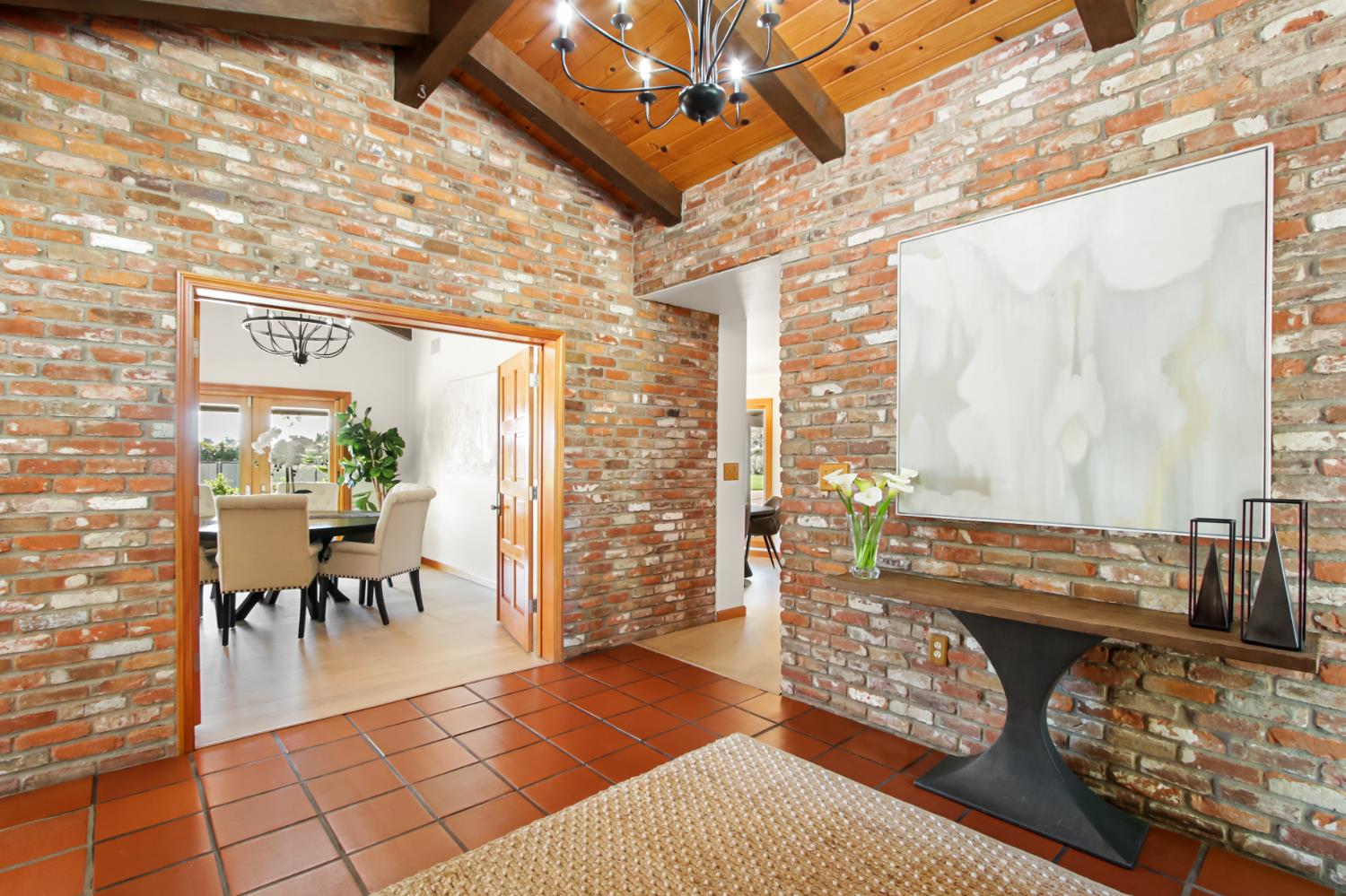 38385 Larue Way