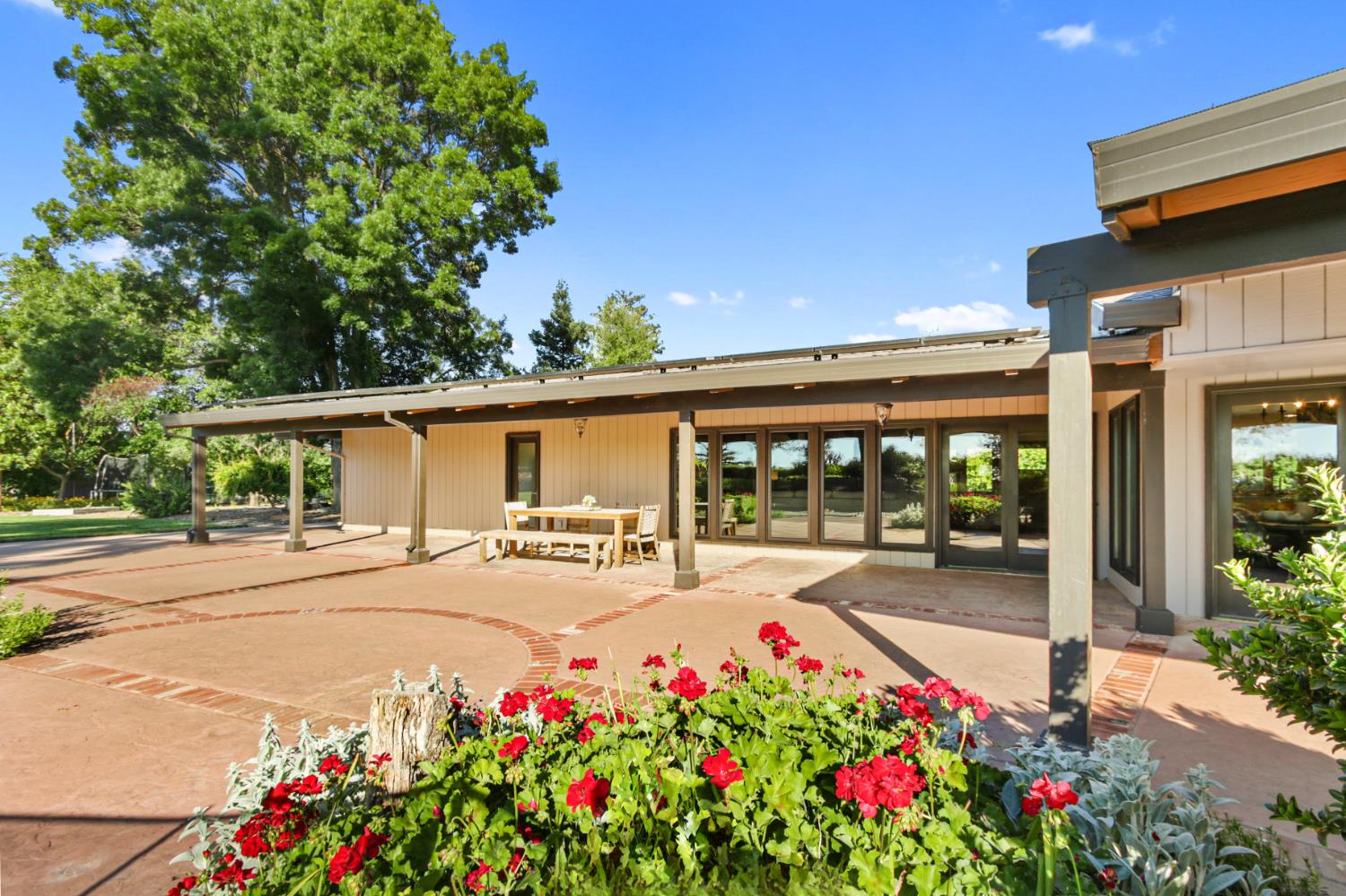 38385 Larue Way