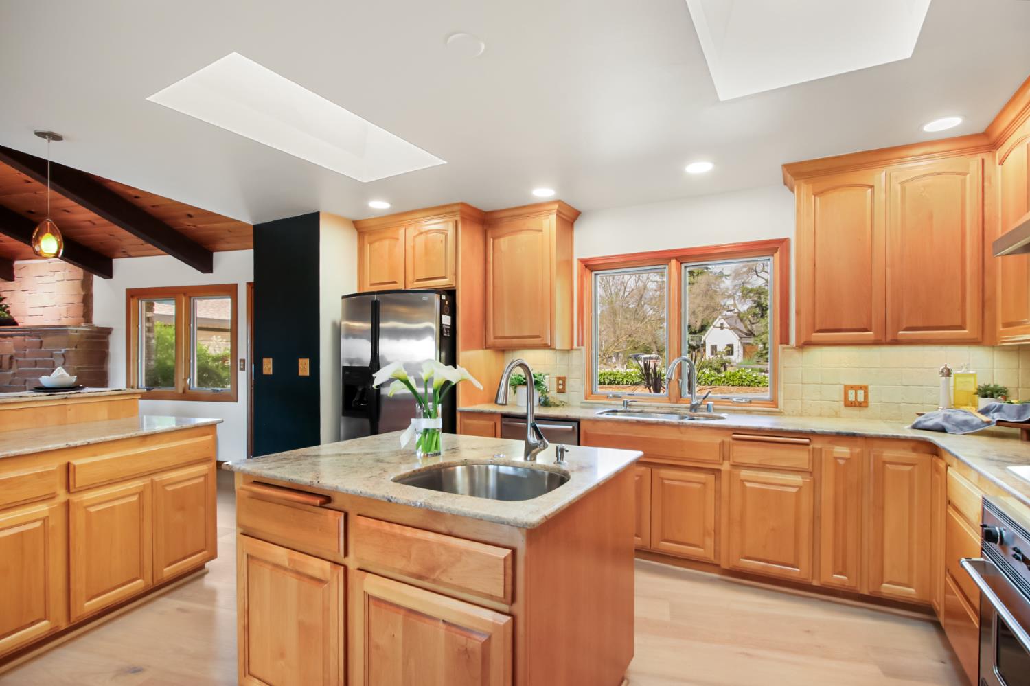 38385 Larue Way