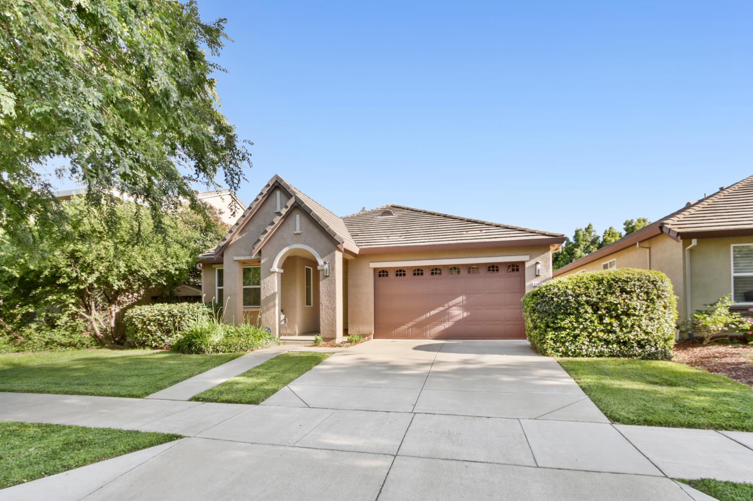 2366 Ortiz Avenue