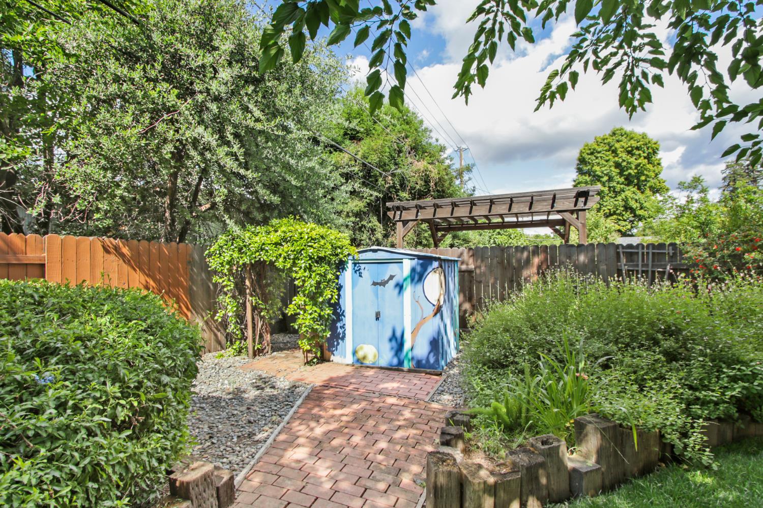 527 Rutgers Drive