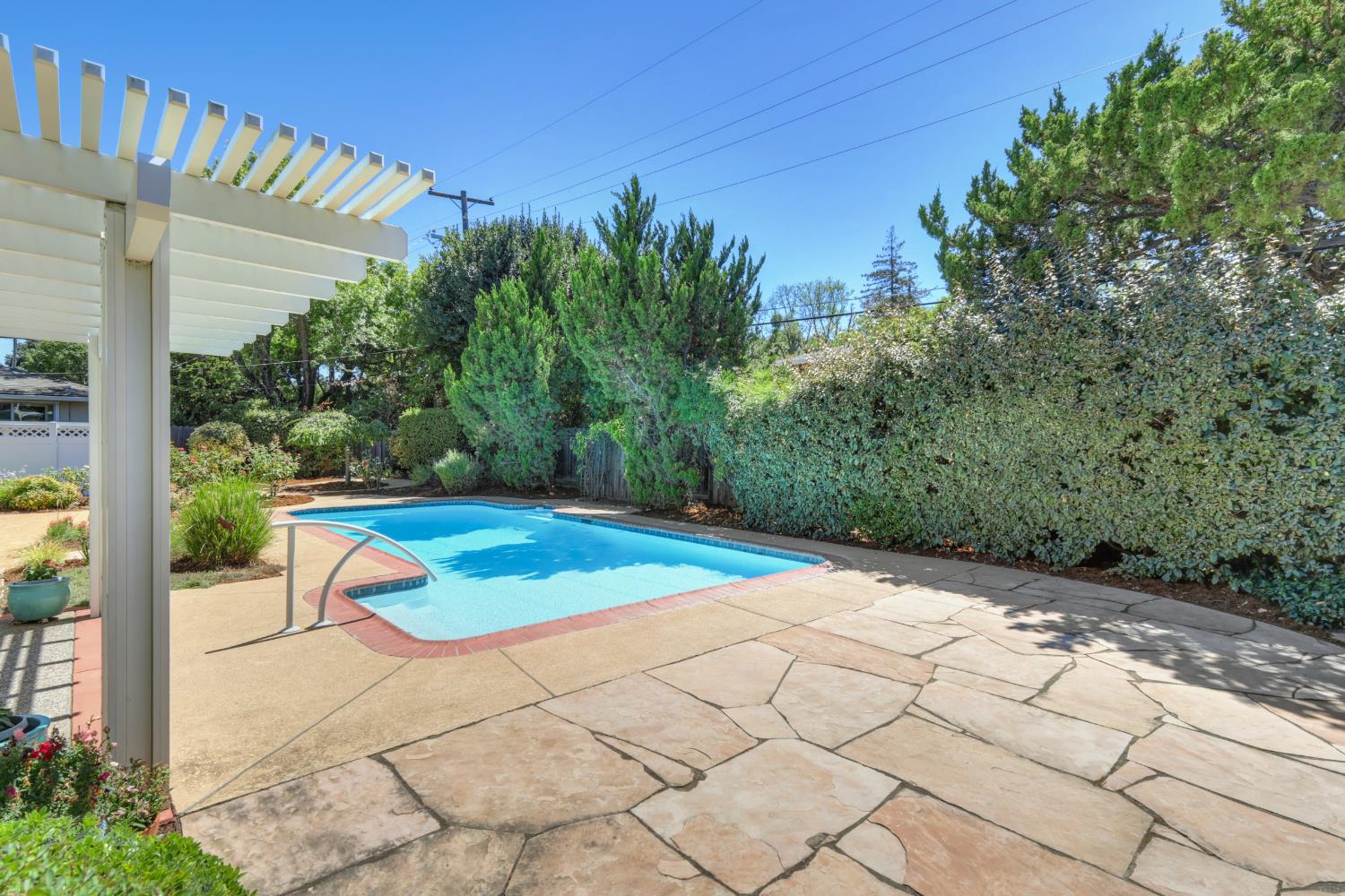 819 Sycamore Lane