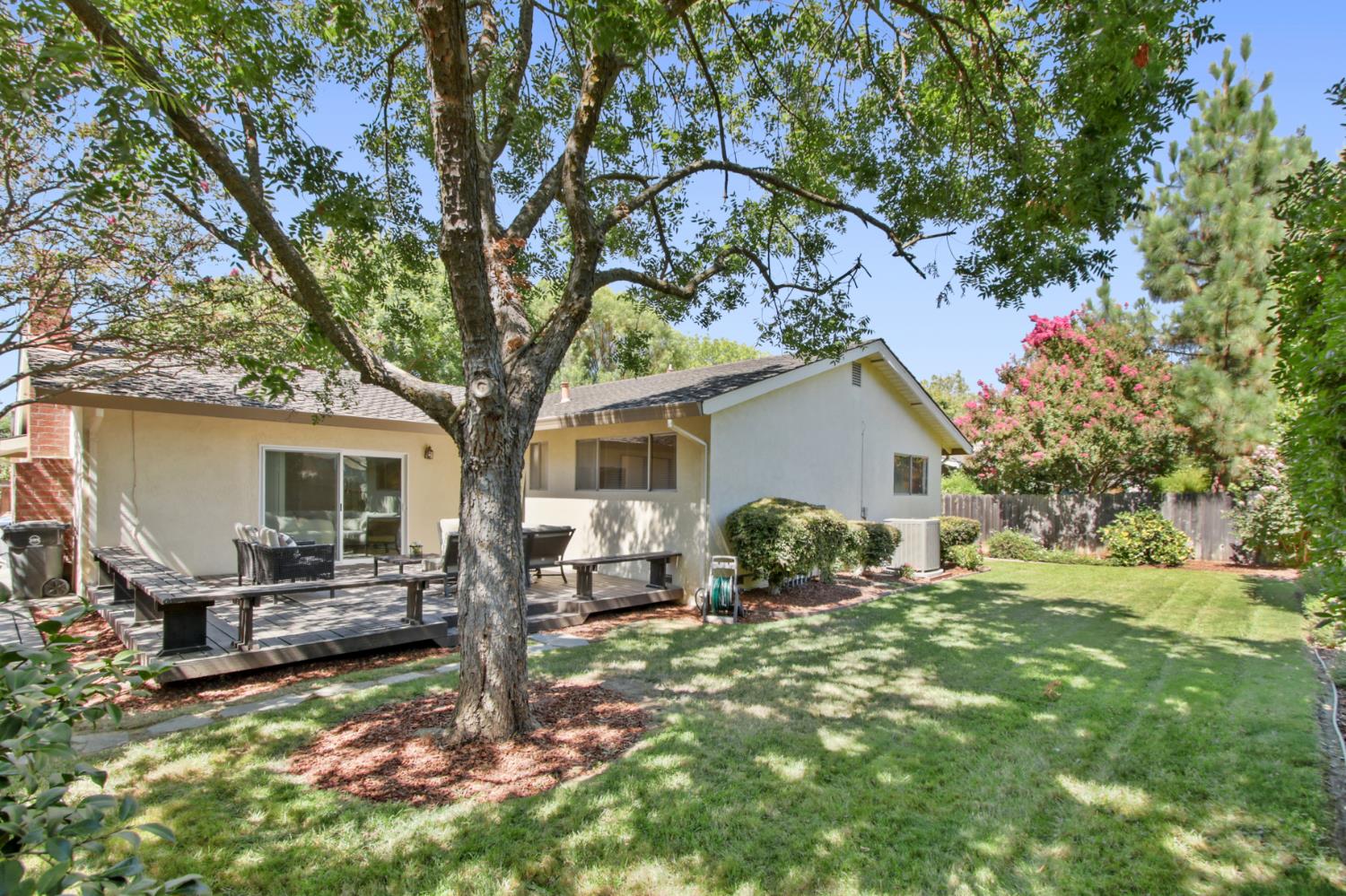 406 Anza Avenue