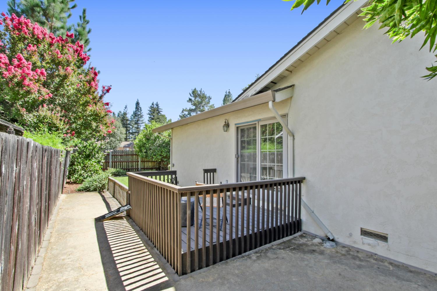 406 Anza Avenue