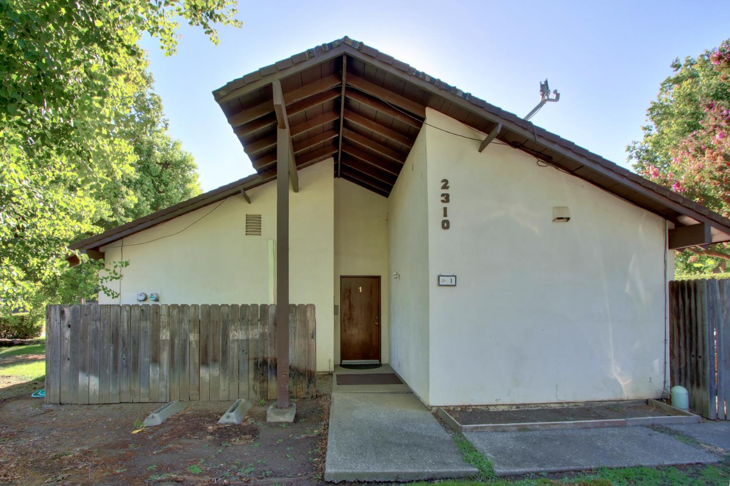2310 Evenstar Lane