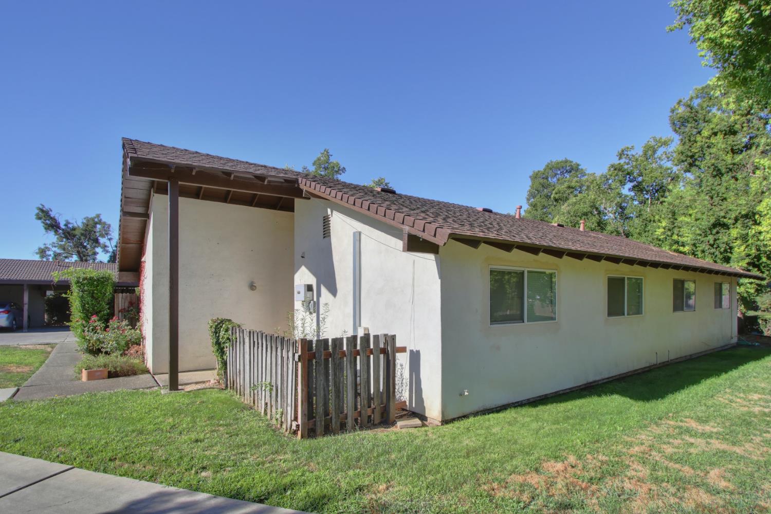 2310 Evenstar Lane