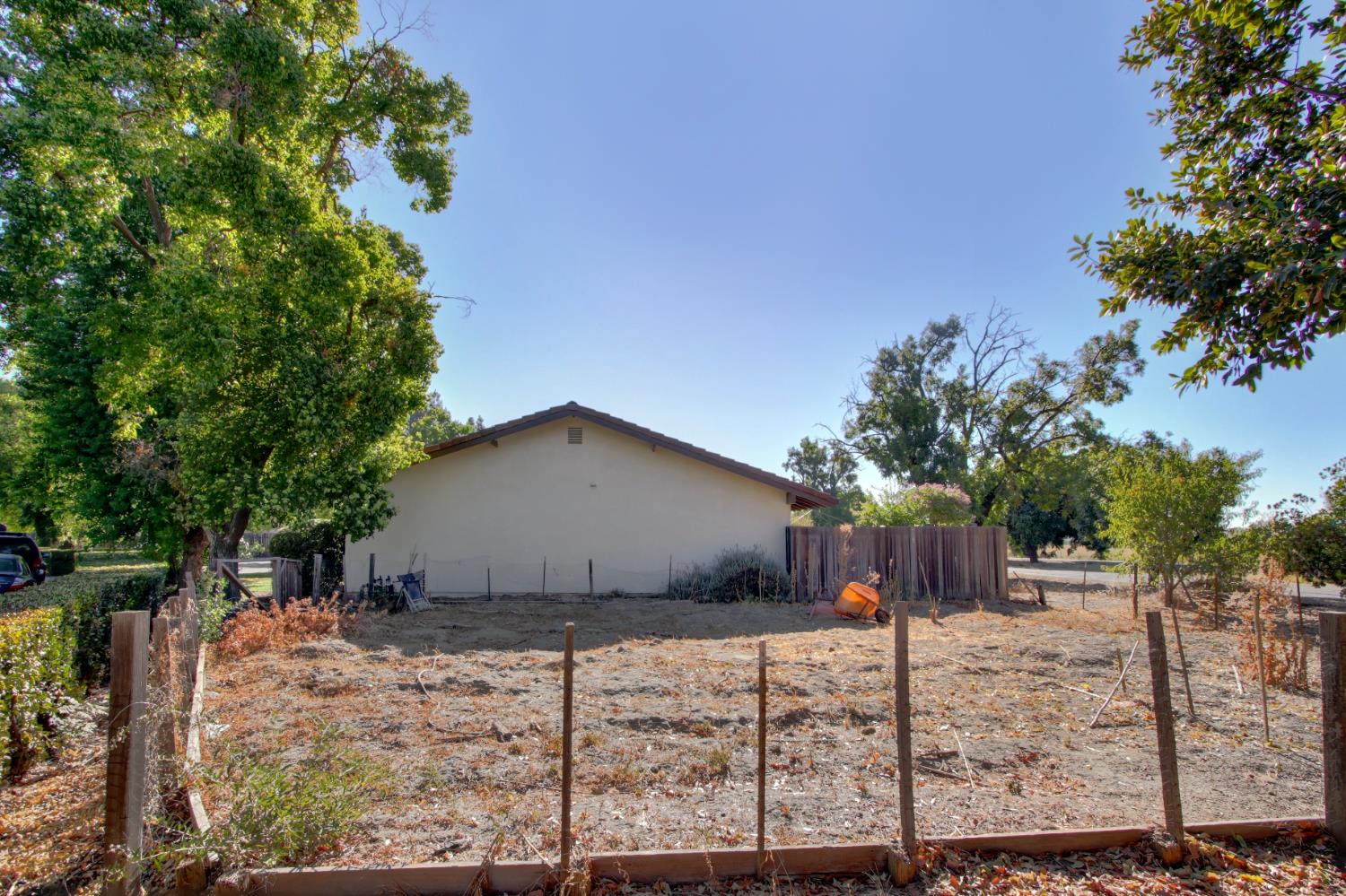 2310 Evenstar Lane