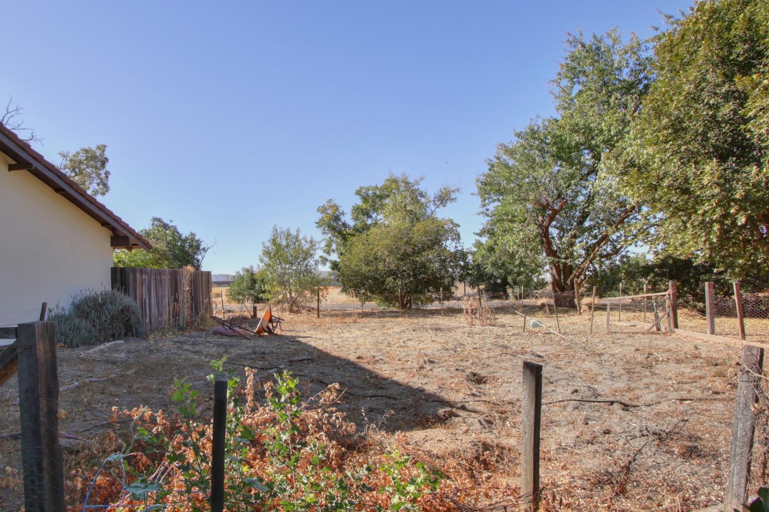 2310 Evenstar Lane