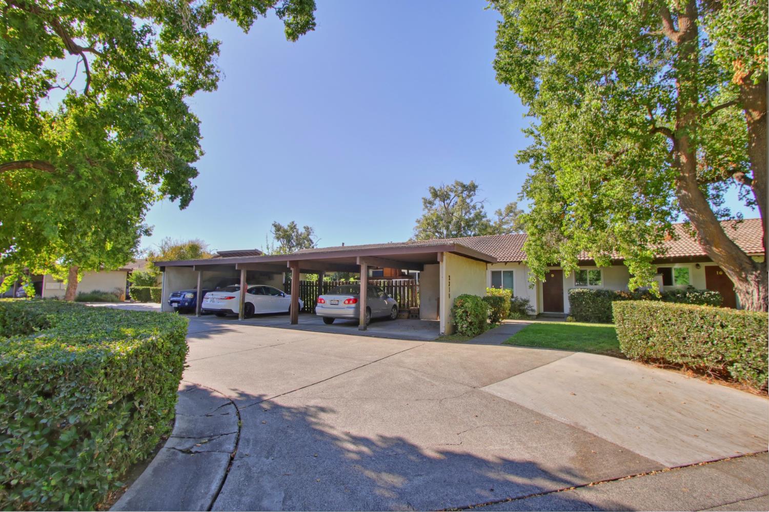 2310 Evenstar Lane