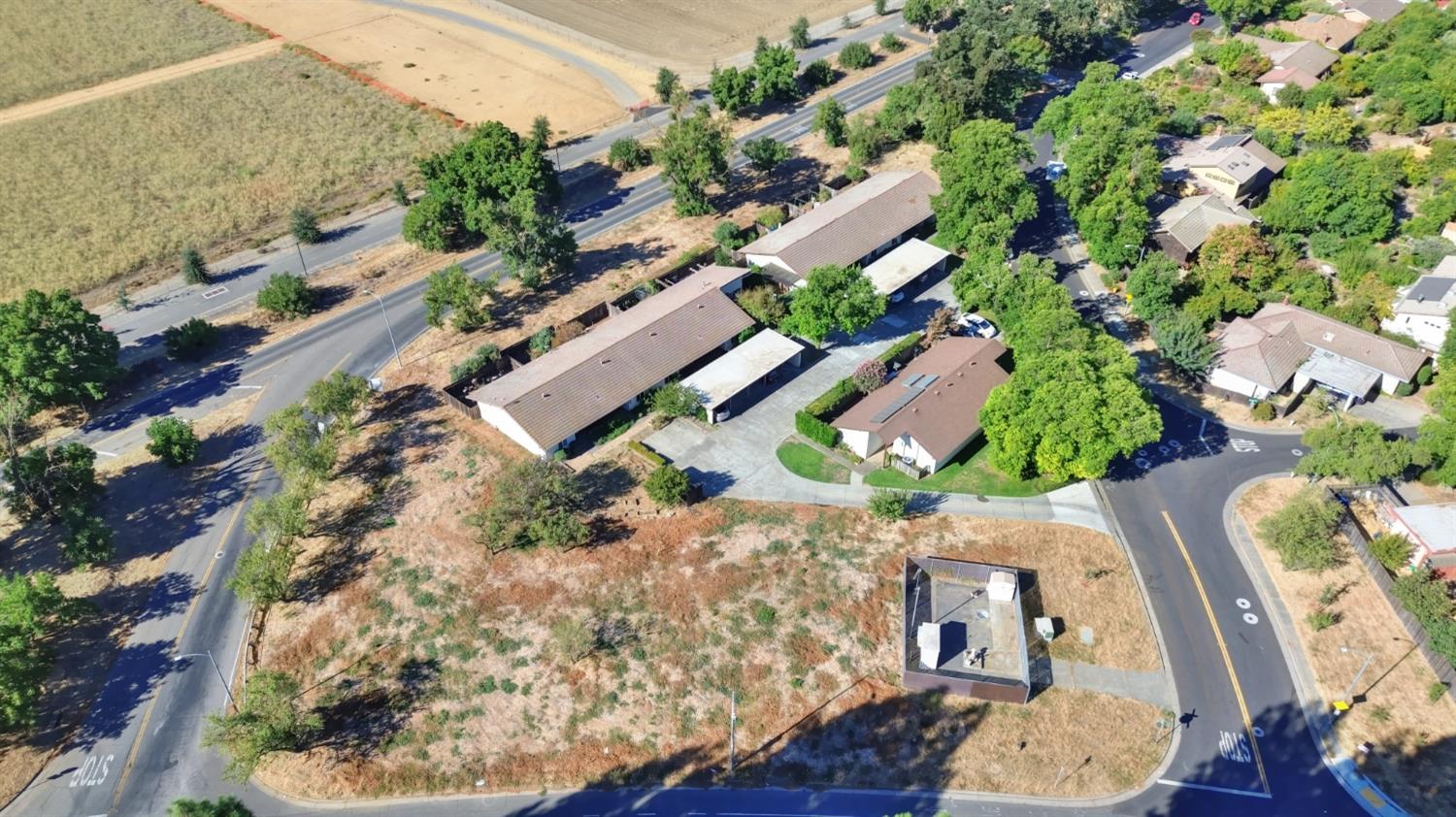 2310 Evenstar Lane