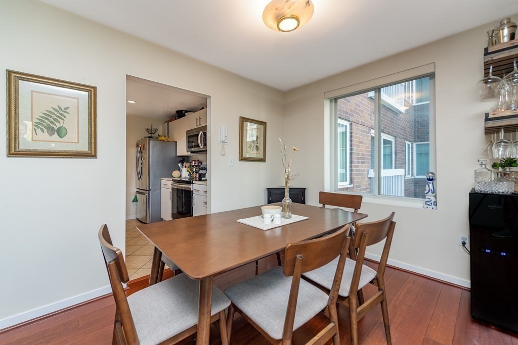 950 Massachusetts Ave # 419