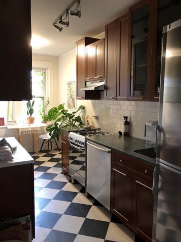 1697-1699 Cambridge Unit: 11