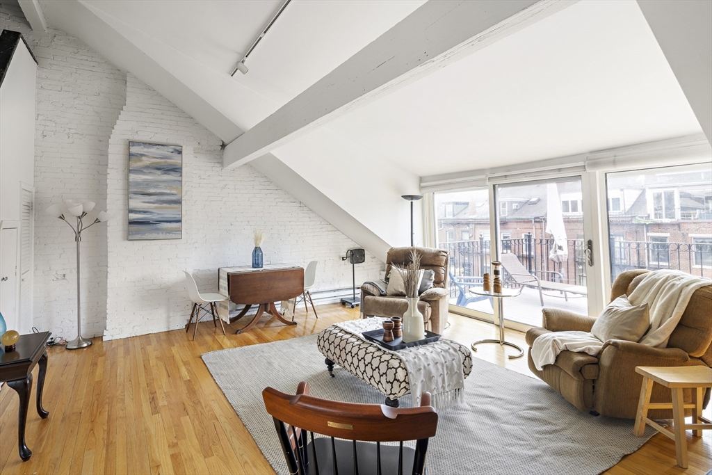 116 W Concord St PH