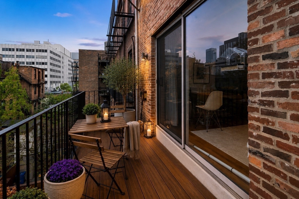 21 Hancock St # 3