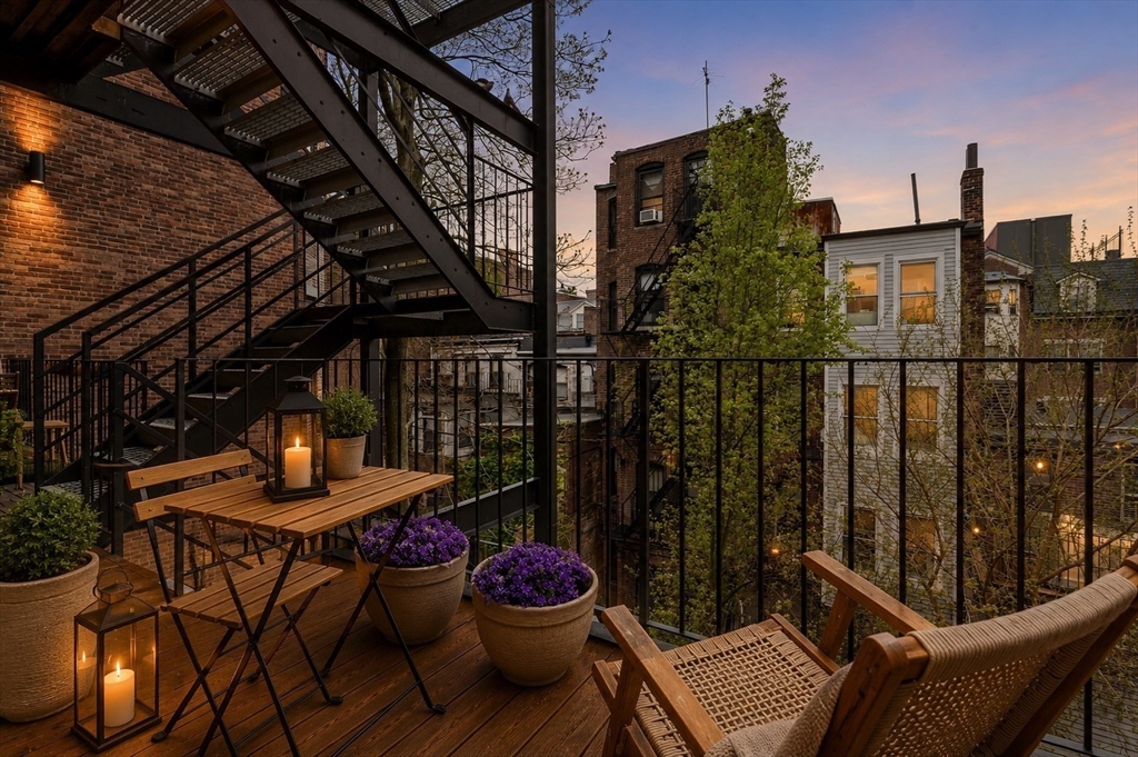 21 Hancock St # 3