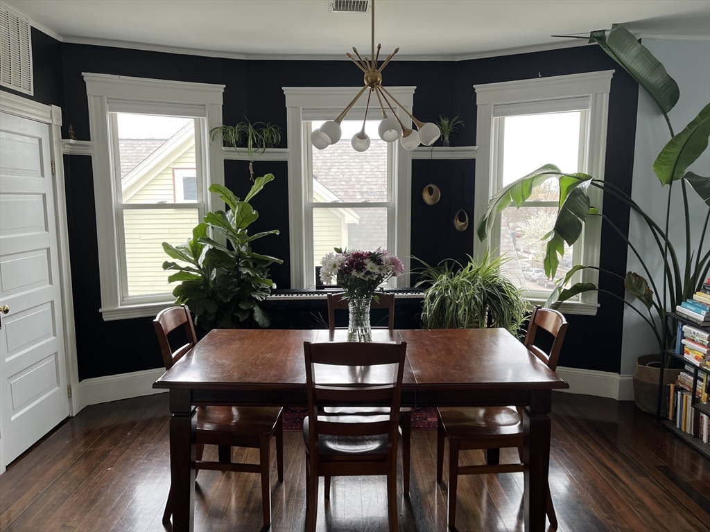 2145 Dorchester Ave # 3