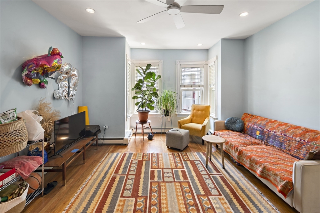 8 Leland St # 1