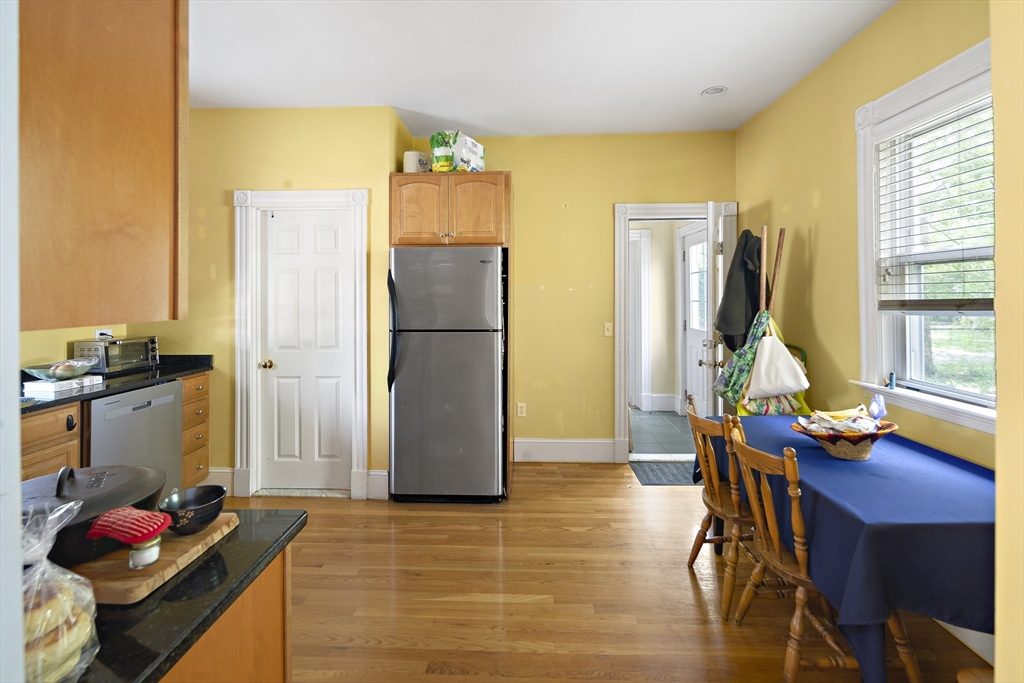 8 Leland St # 1