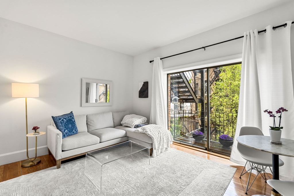 21 Hancock St # 3