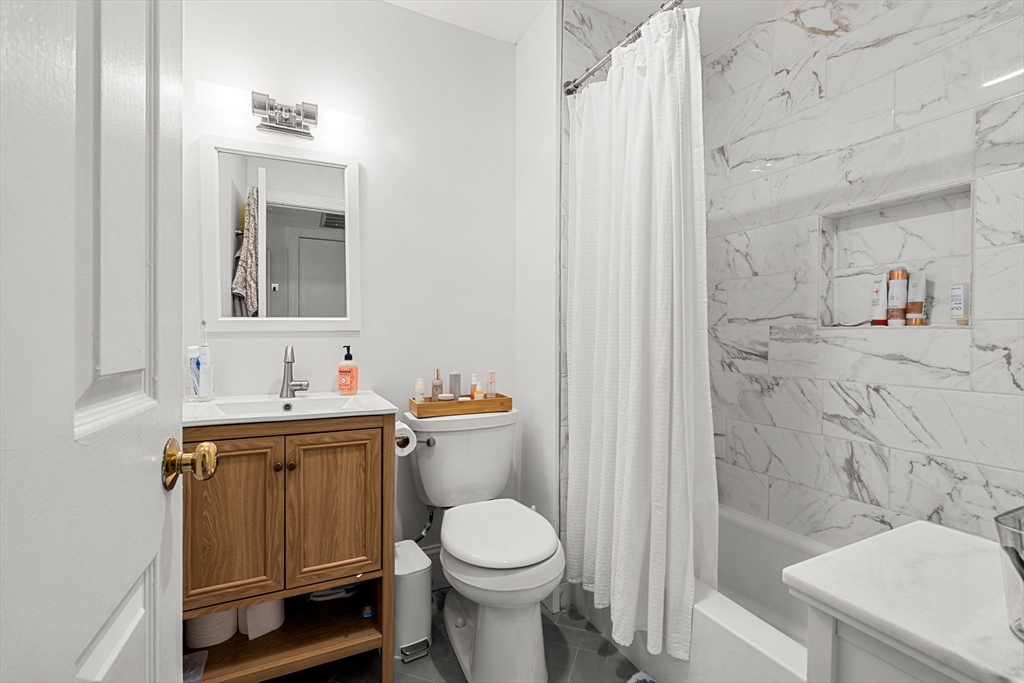 21 Hancock St # 3