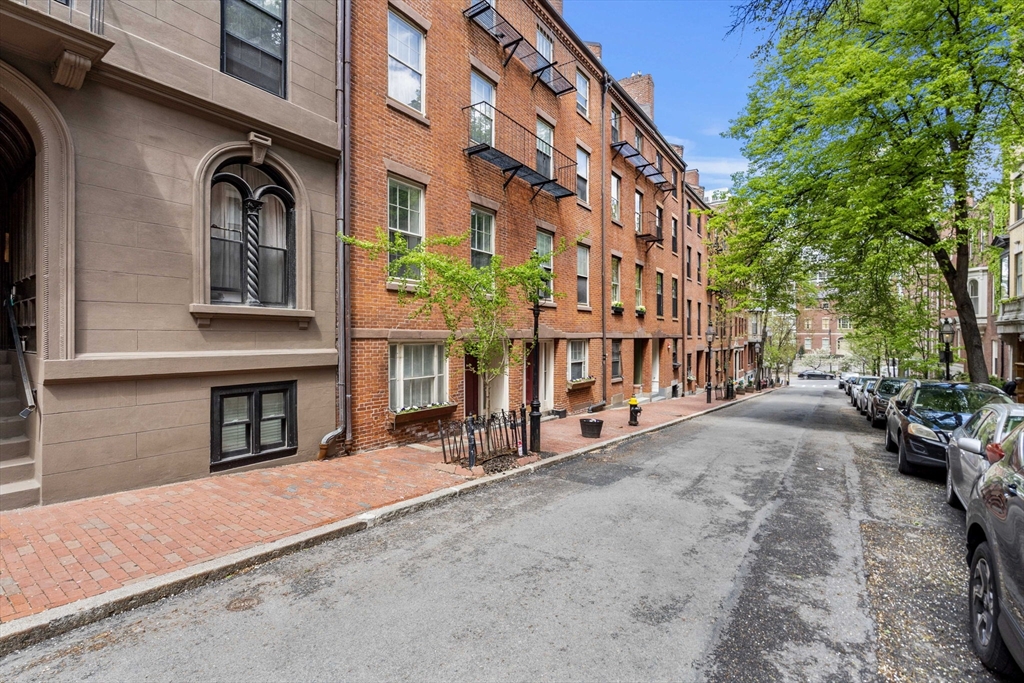 21 Hancock St # 3