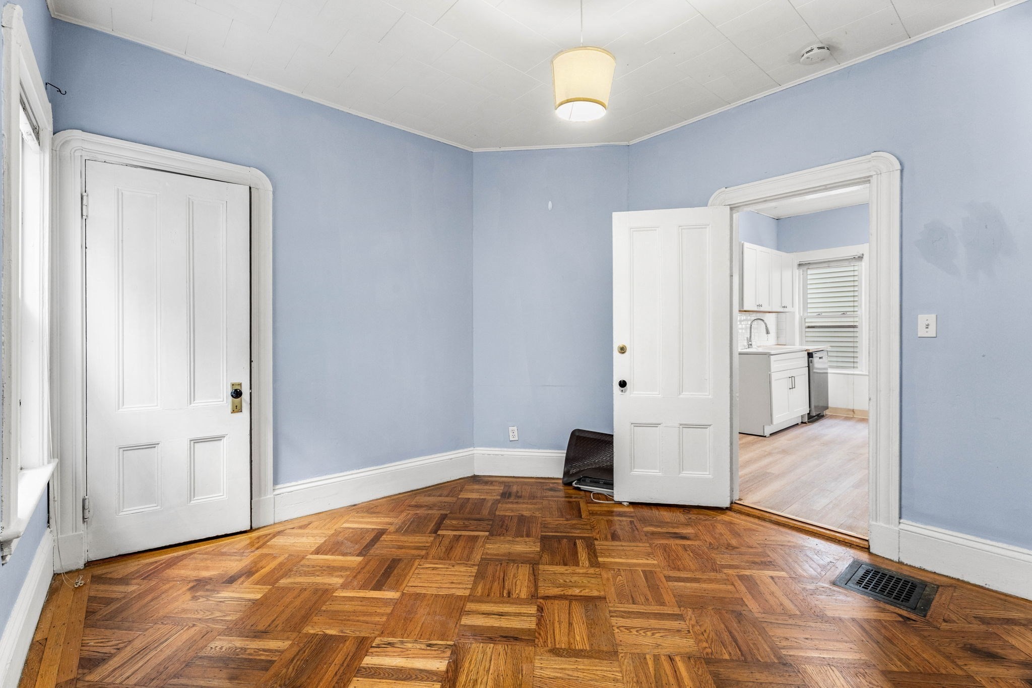 229 Highland Ave # 1