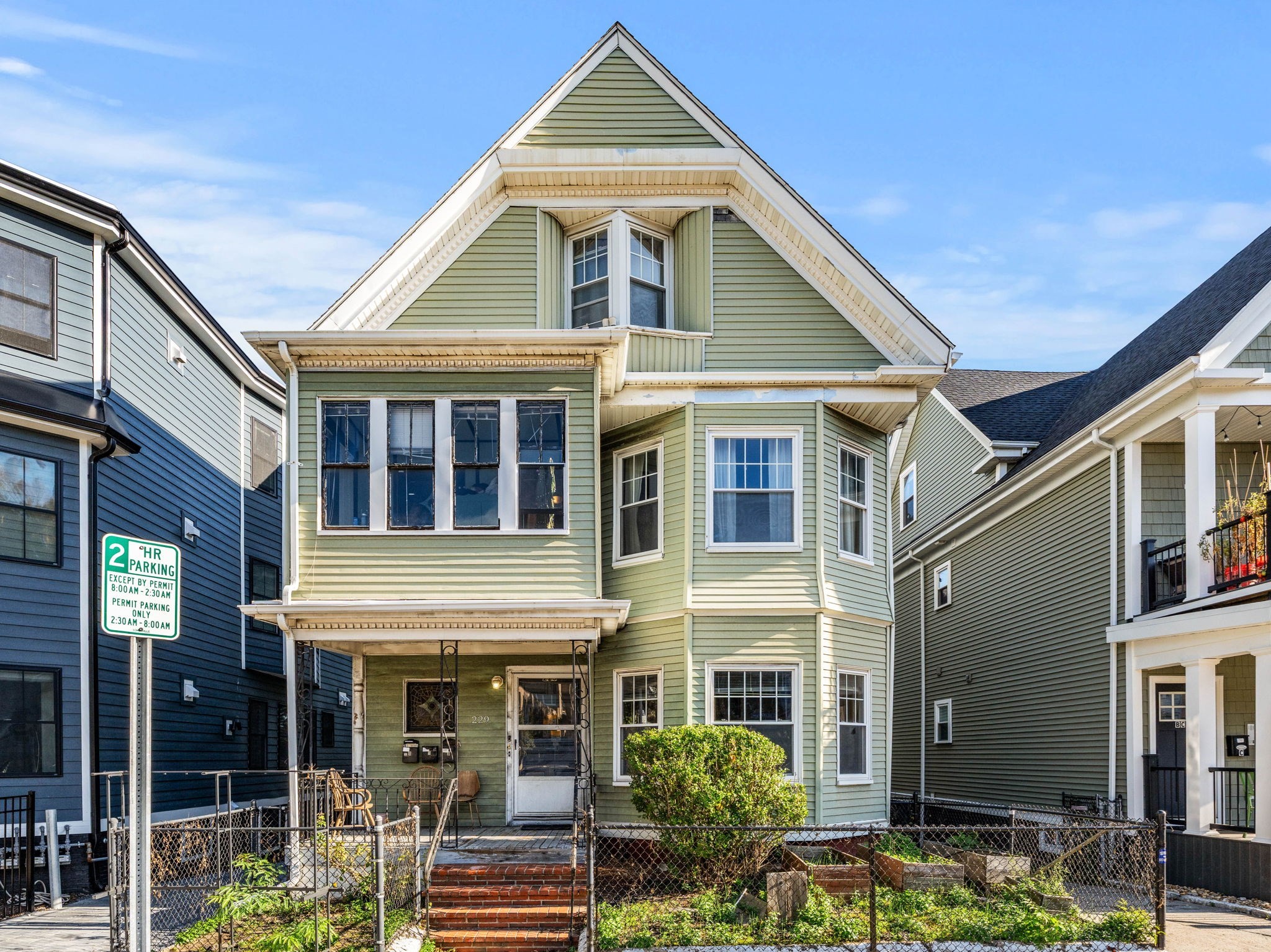 229 Highland Ave # 1