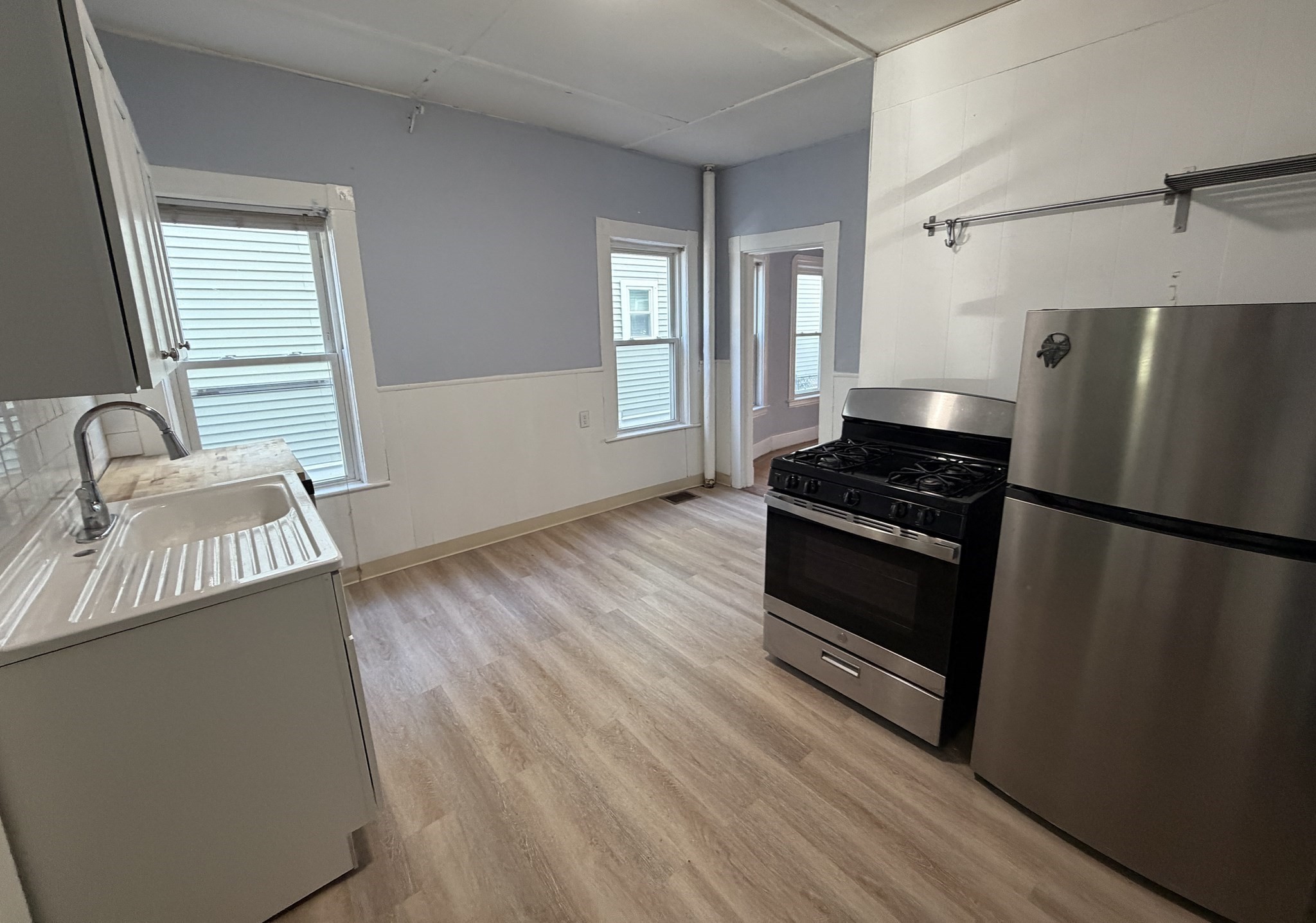 229 Highland Ave # 1