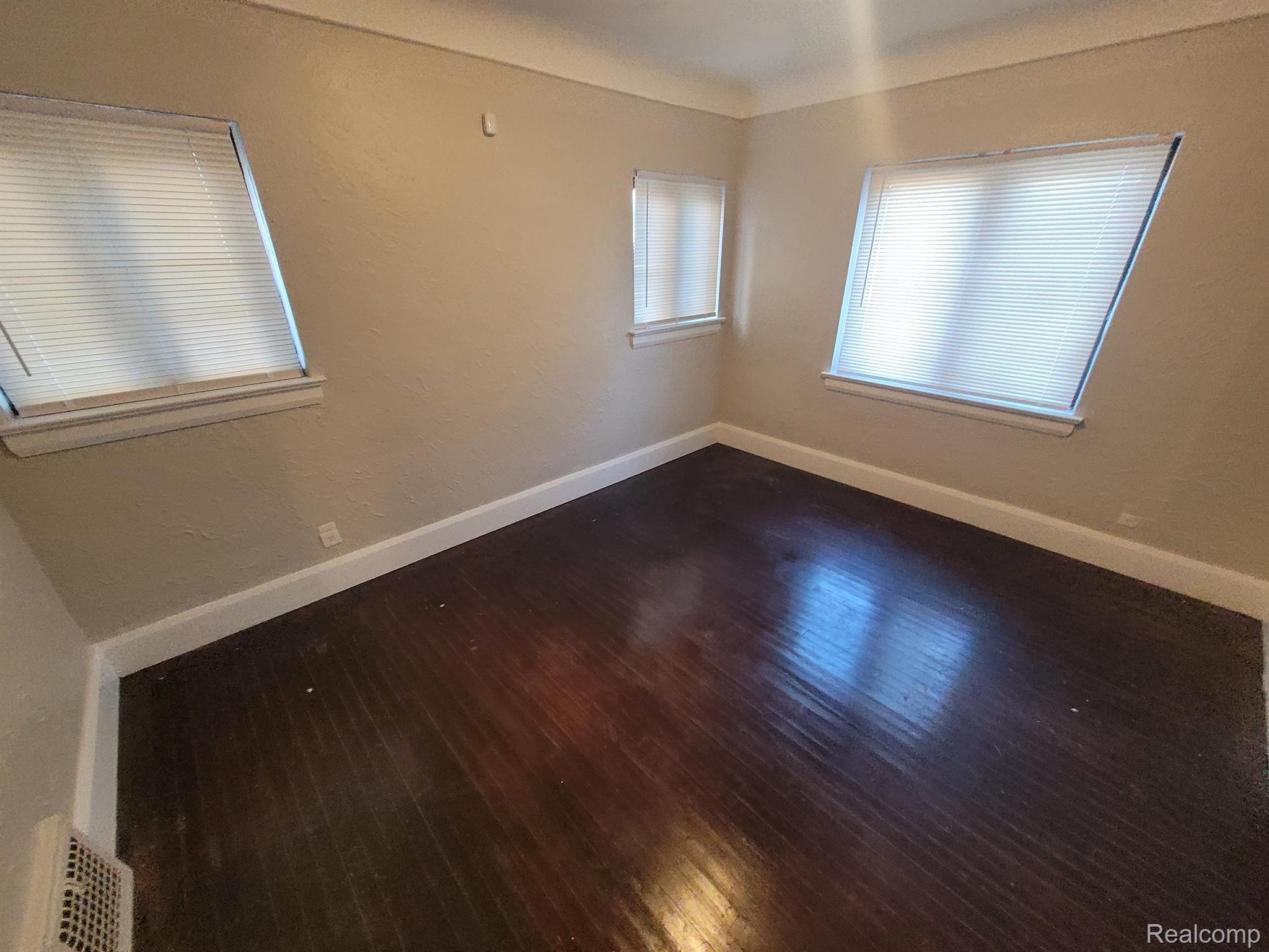 14425 MARK TWAIN Street