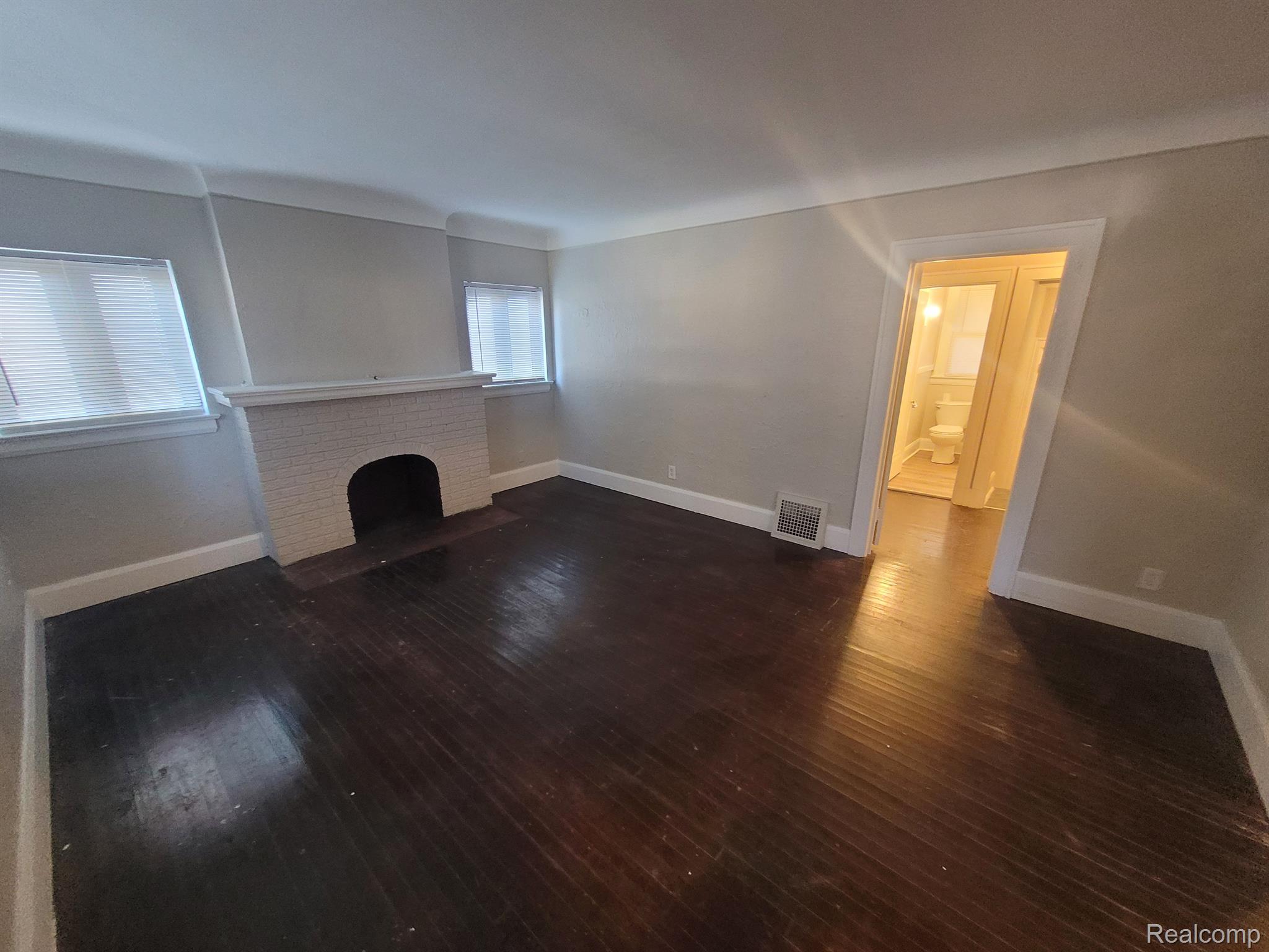 14425 MARK TWAIN Street