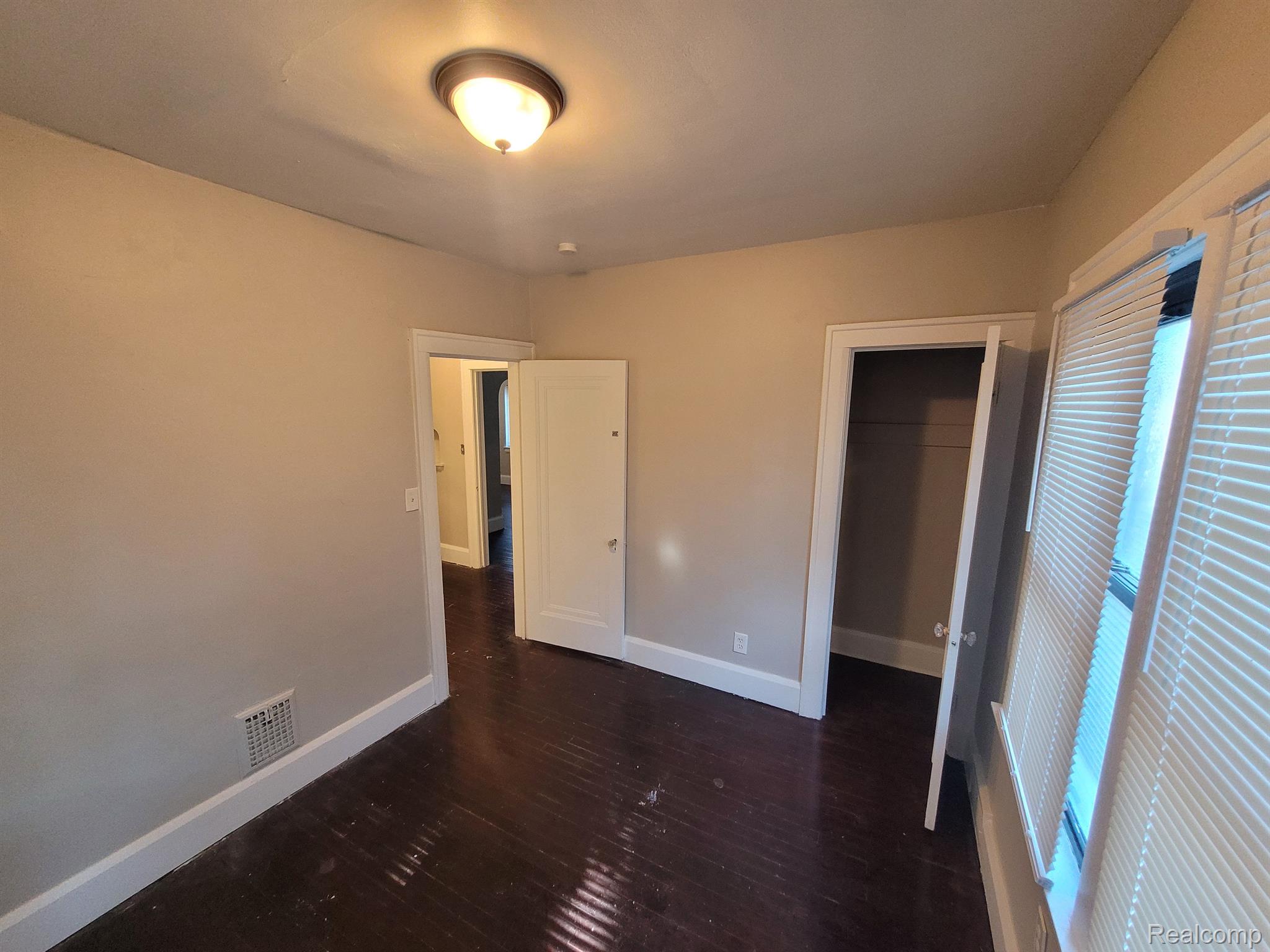 14425 MARK TWAIN Street