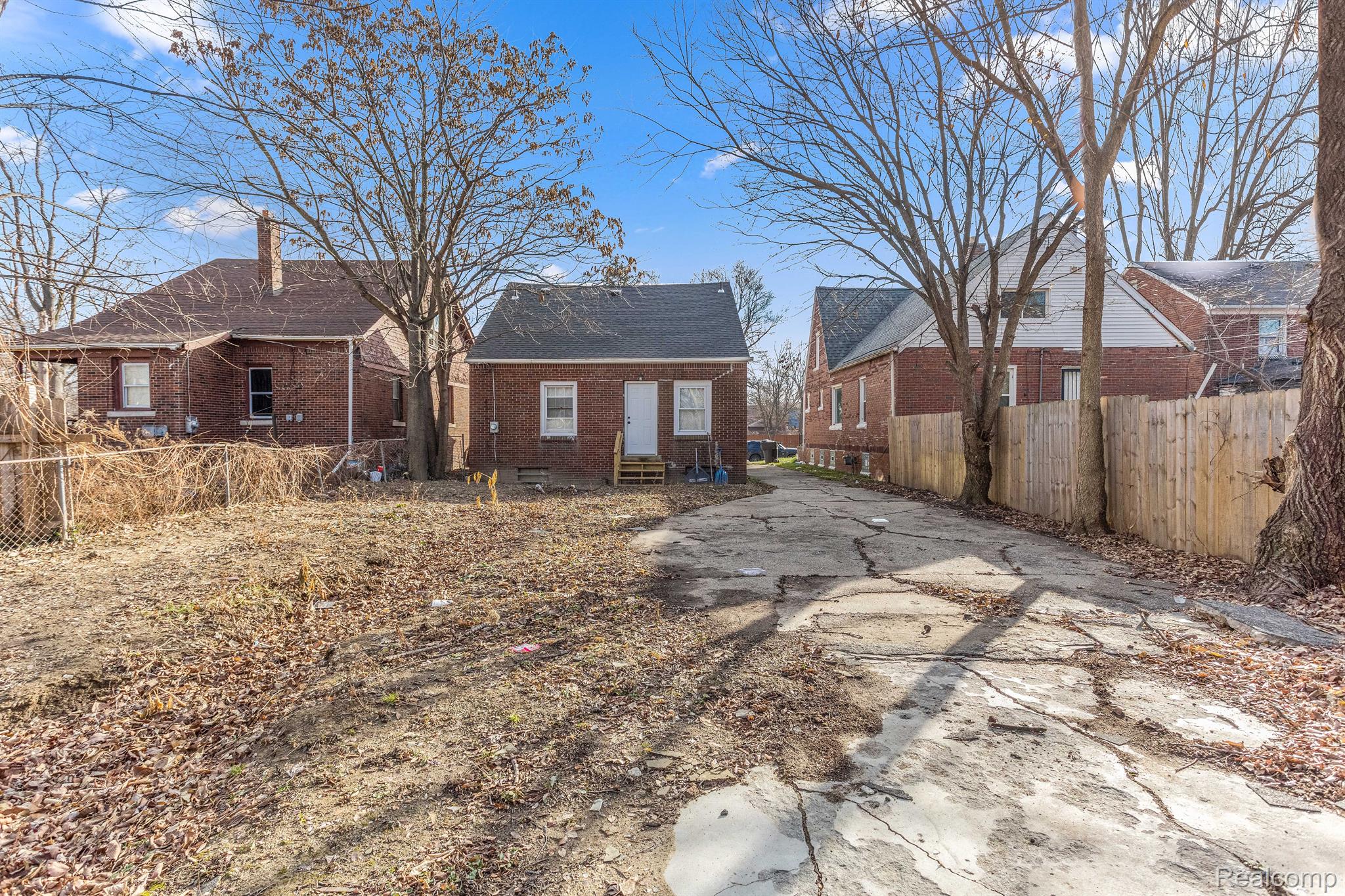 14311 KILBOURNE Street