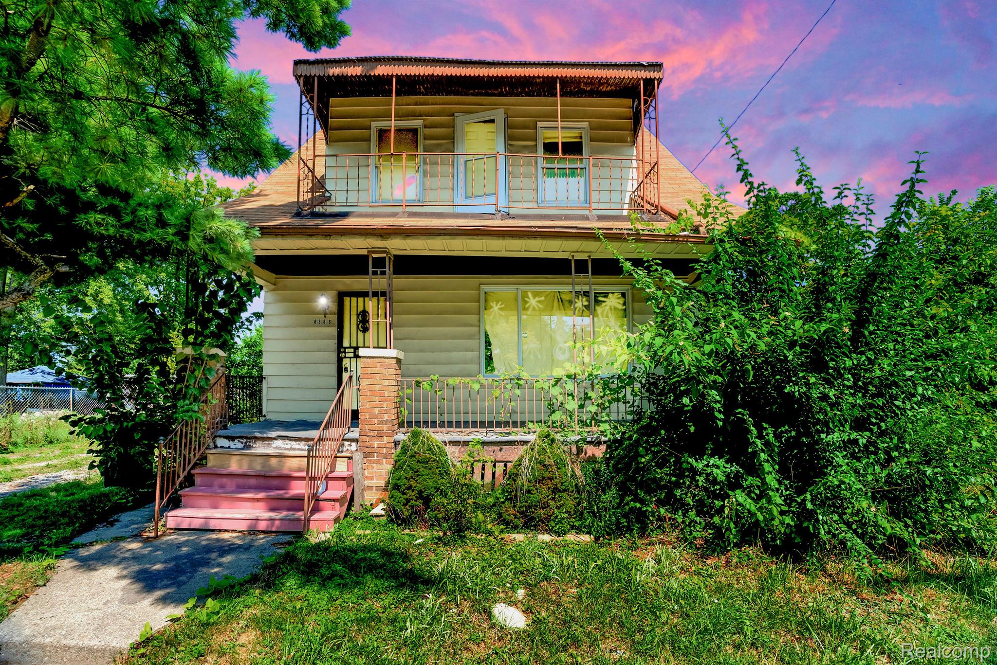 6386 BEECHTON Street