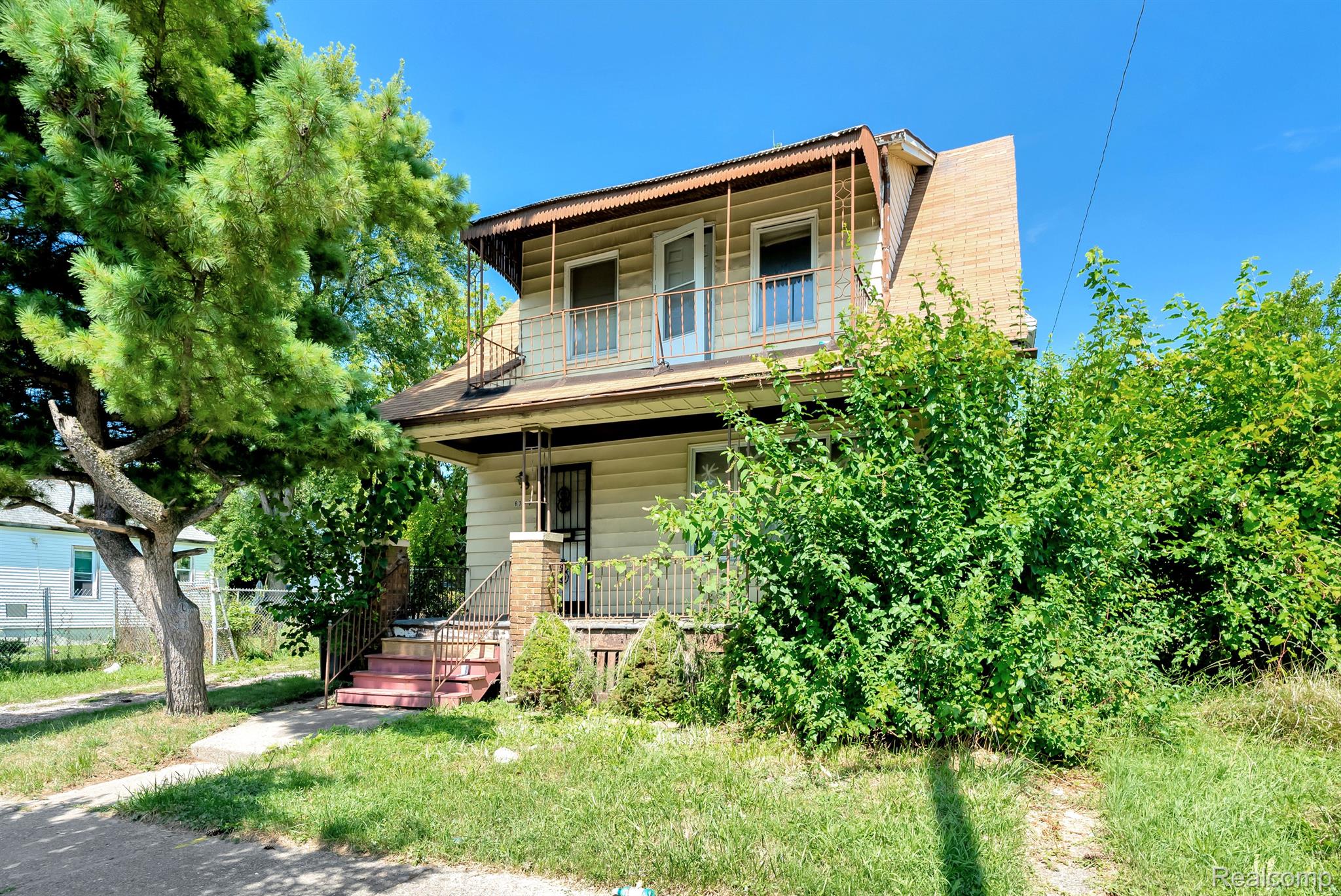 6386 BEECHTON Street